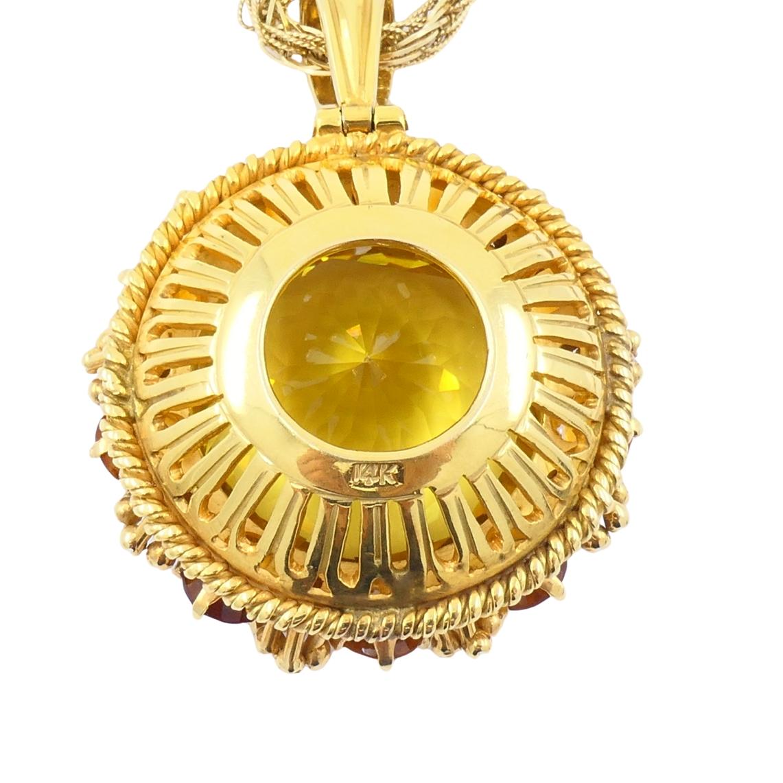 Collana vintage in oro 14k con ciondolo di diamanti e citrino con catena a spirale in vendita 2