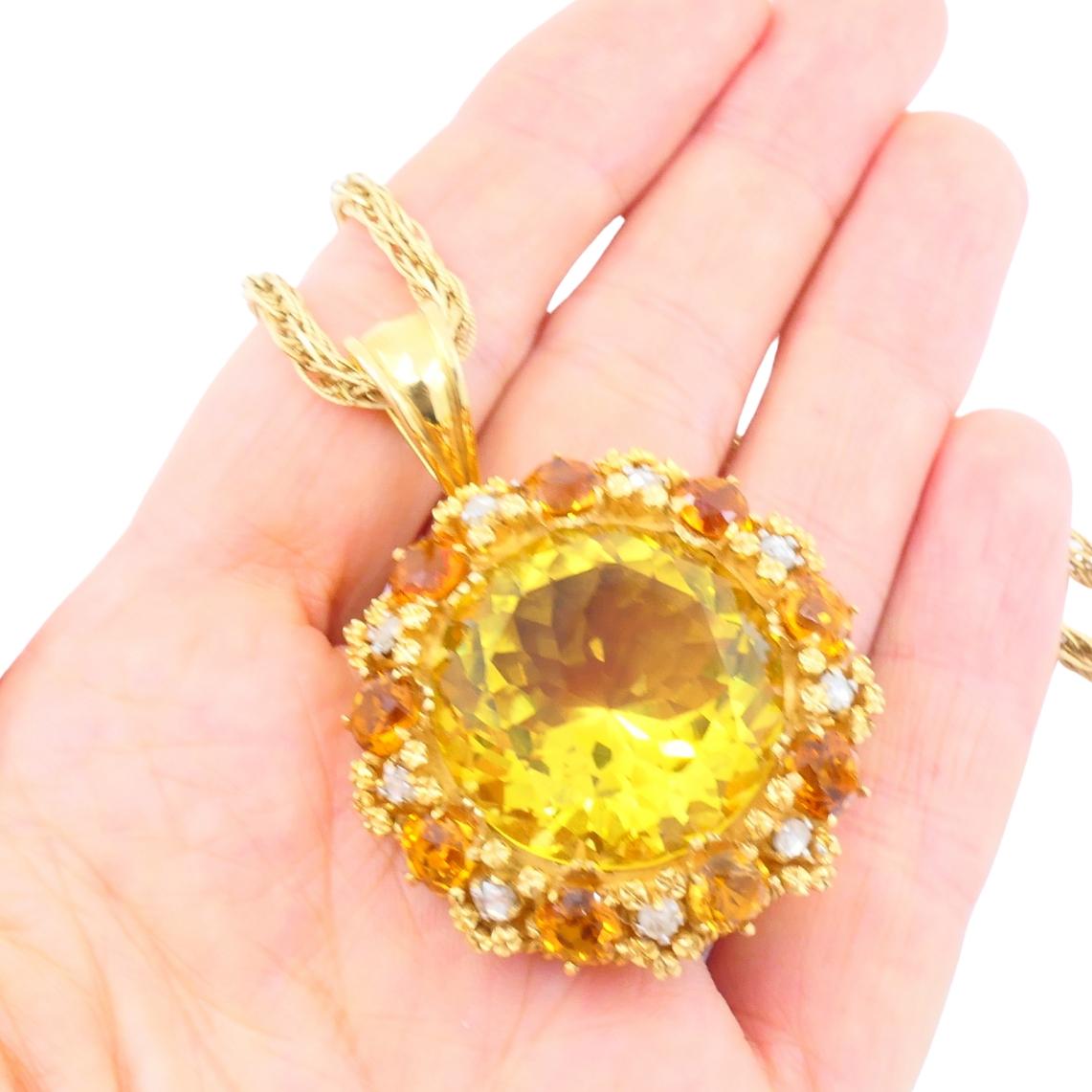 Collana vintage in oro 14k con ciondolo di diamanti e citrino con catena a spirale in vendita 3