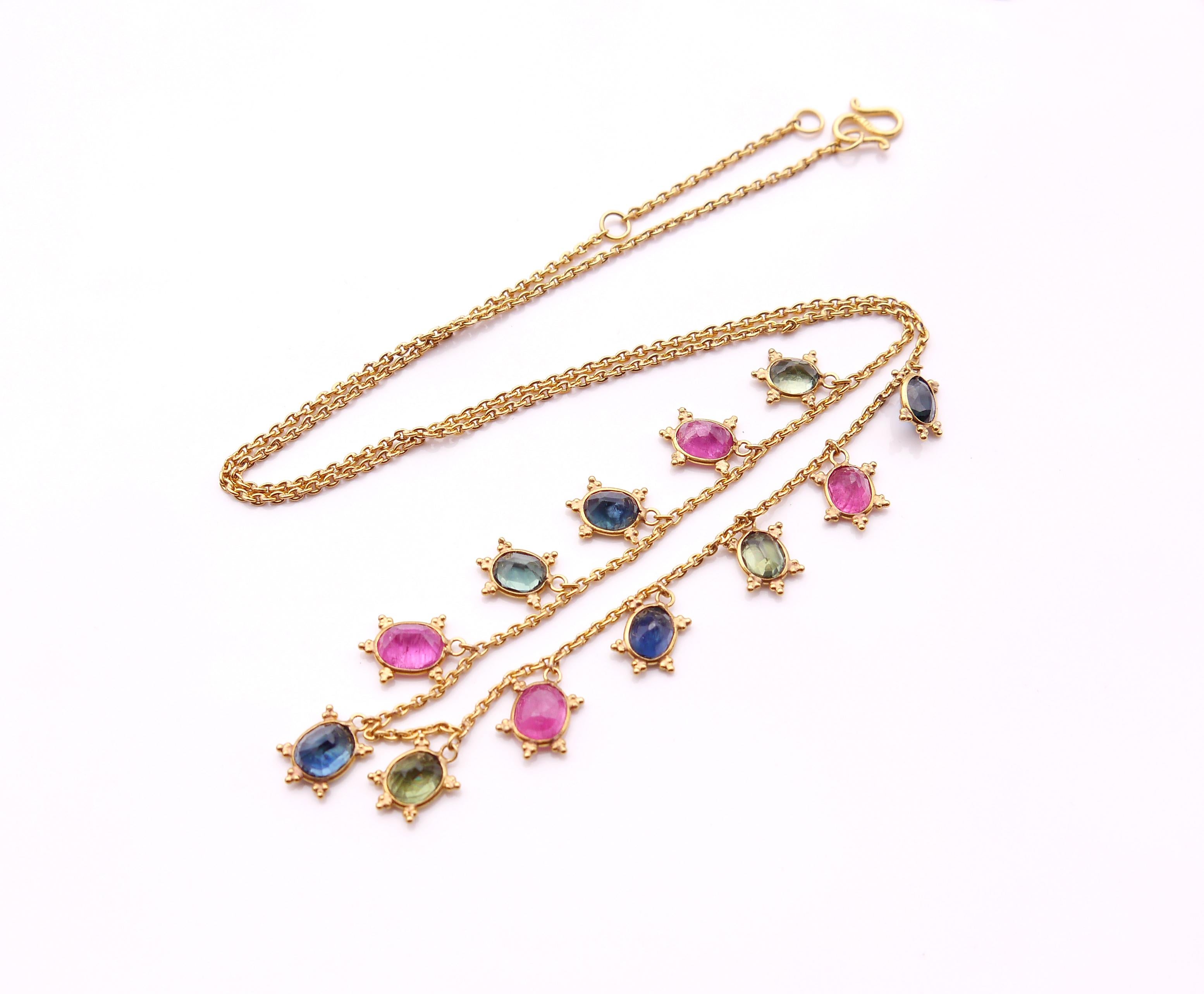 Vintage Necklace 21K Gold 7.8 ctw 12natural Blue Red Green Sapphires Rubies/5.1g For Sale 3