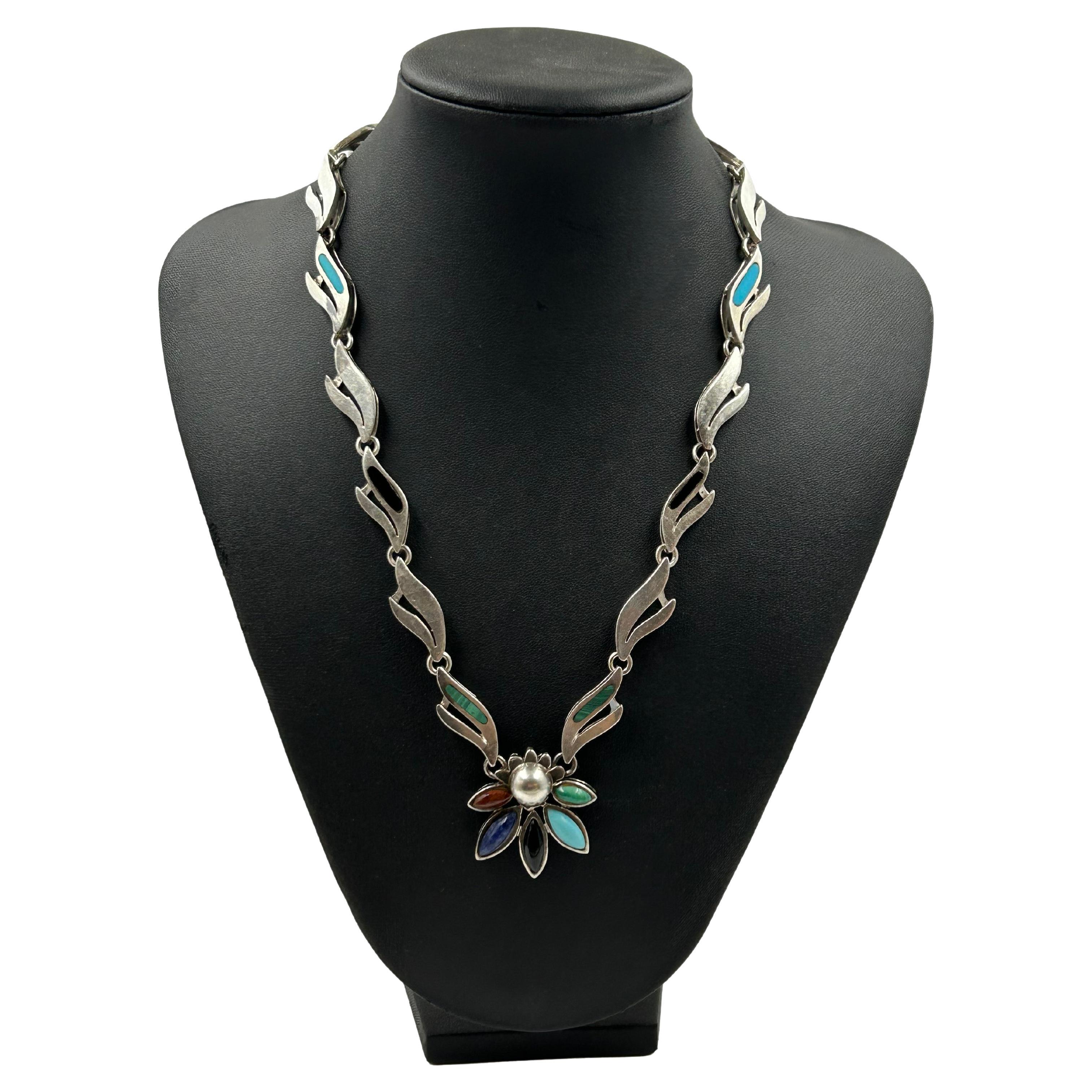 Vintage necklace made of Mexican silver and semi-precious stones