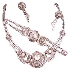 Antique Necklace set from the collection of a royal family