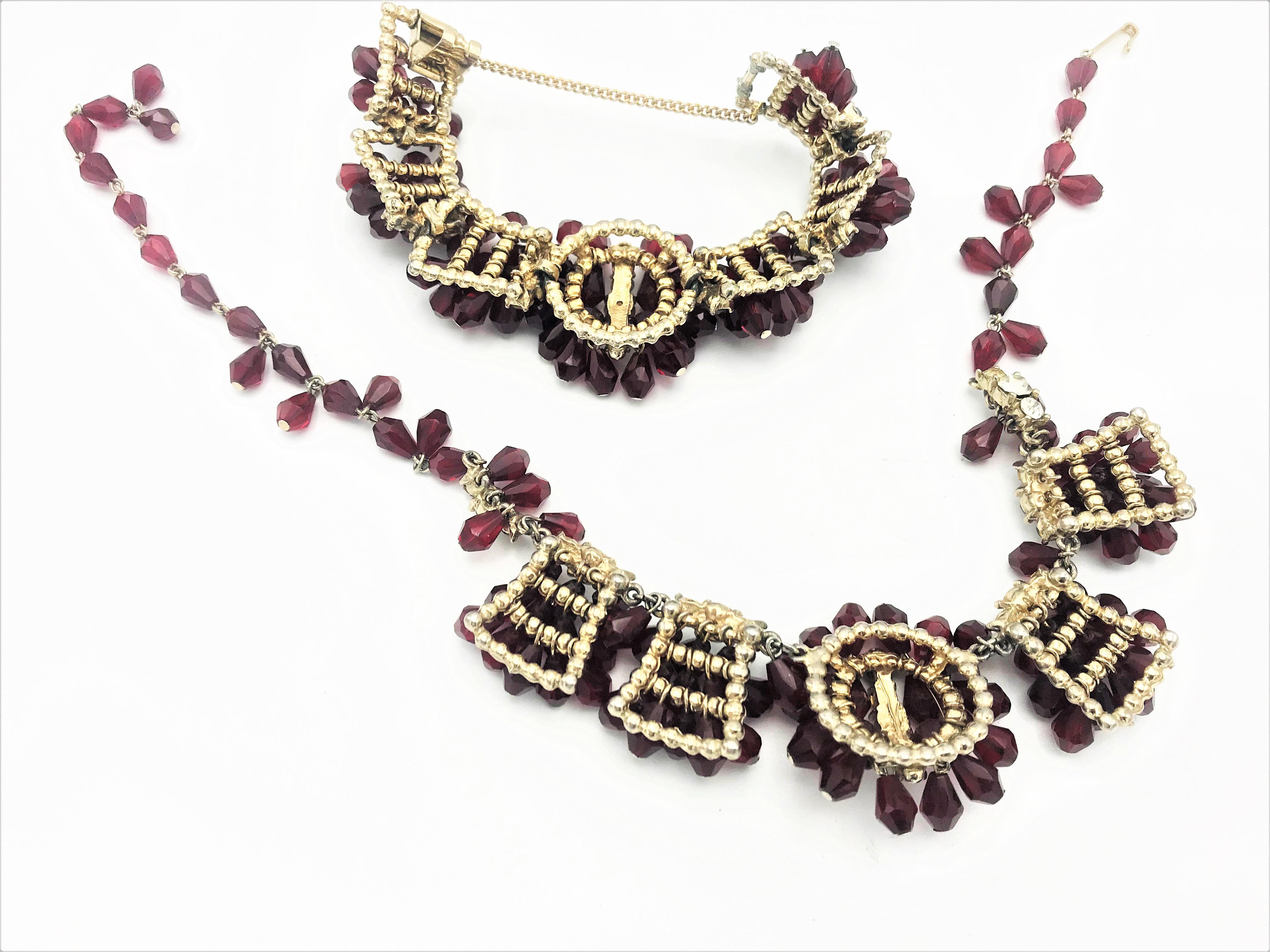 Modern Vintage Necklace with matching bracelet red rhinestones, USA 1940s For Sale
