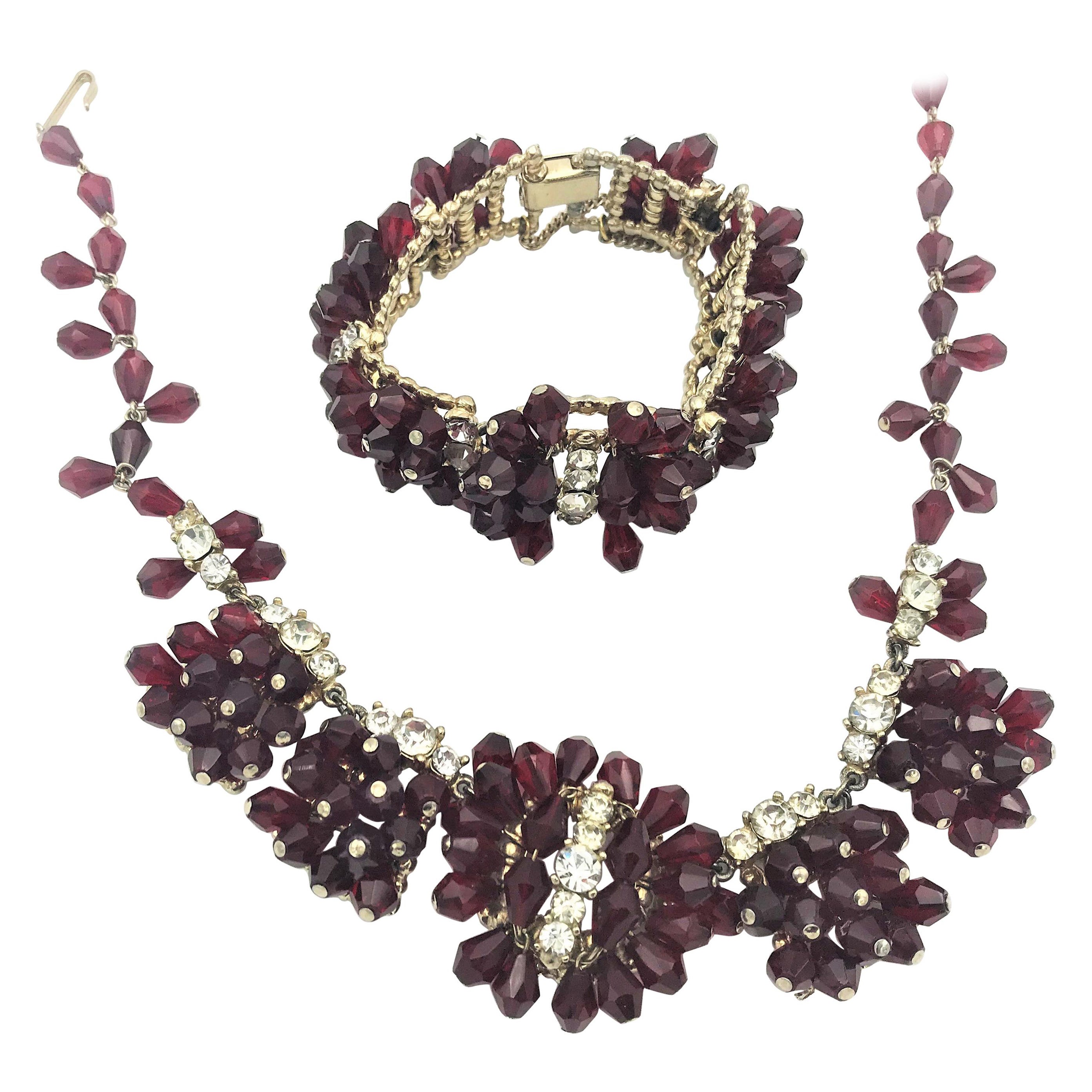 Vintage Necklace with matching bracelet red rhinestones, USA 1940s