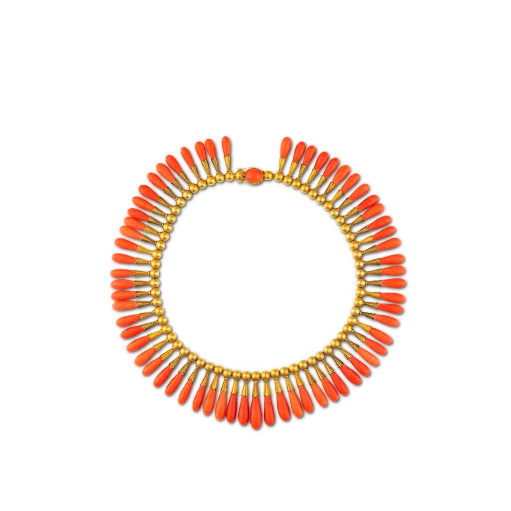 Vintage Necklace Yellow Gold Natural Coral Drops by Hancocks 1920 For Sale 3