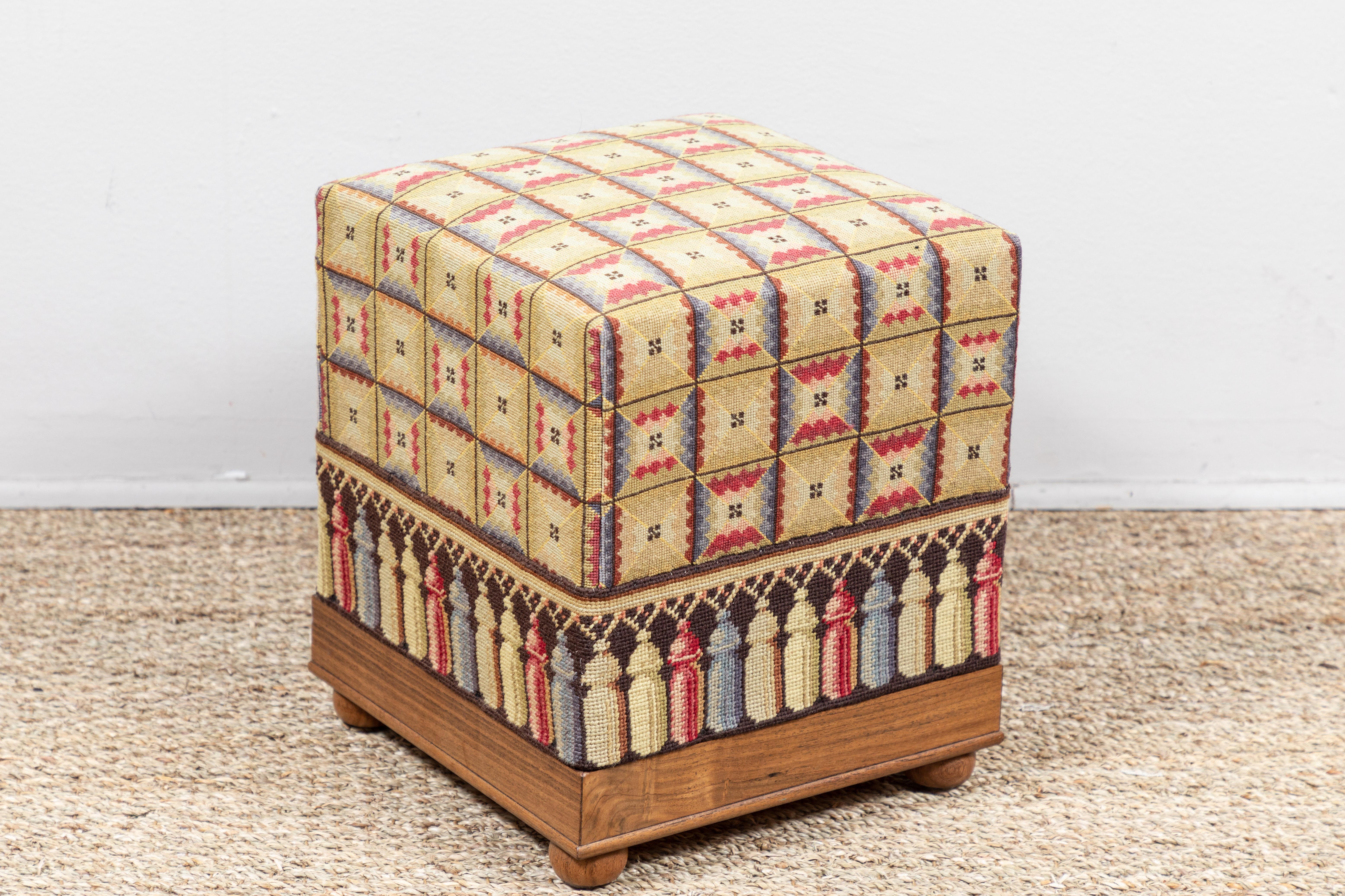 Vintage Needlepoint Foot Stool  In Good Condition For Sale In Los Angeles, CA