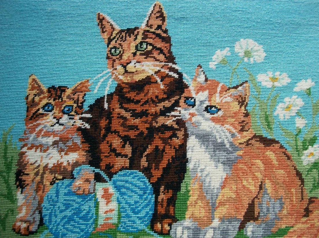 Mid-Century moderno Arazzo d'epoca a punta d'ago - 'Les Chatons' - 'Gattini' - Canada - Metà del XX secolo. in vendita