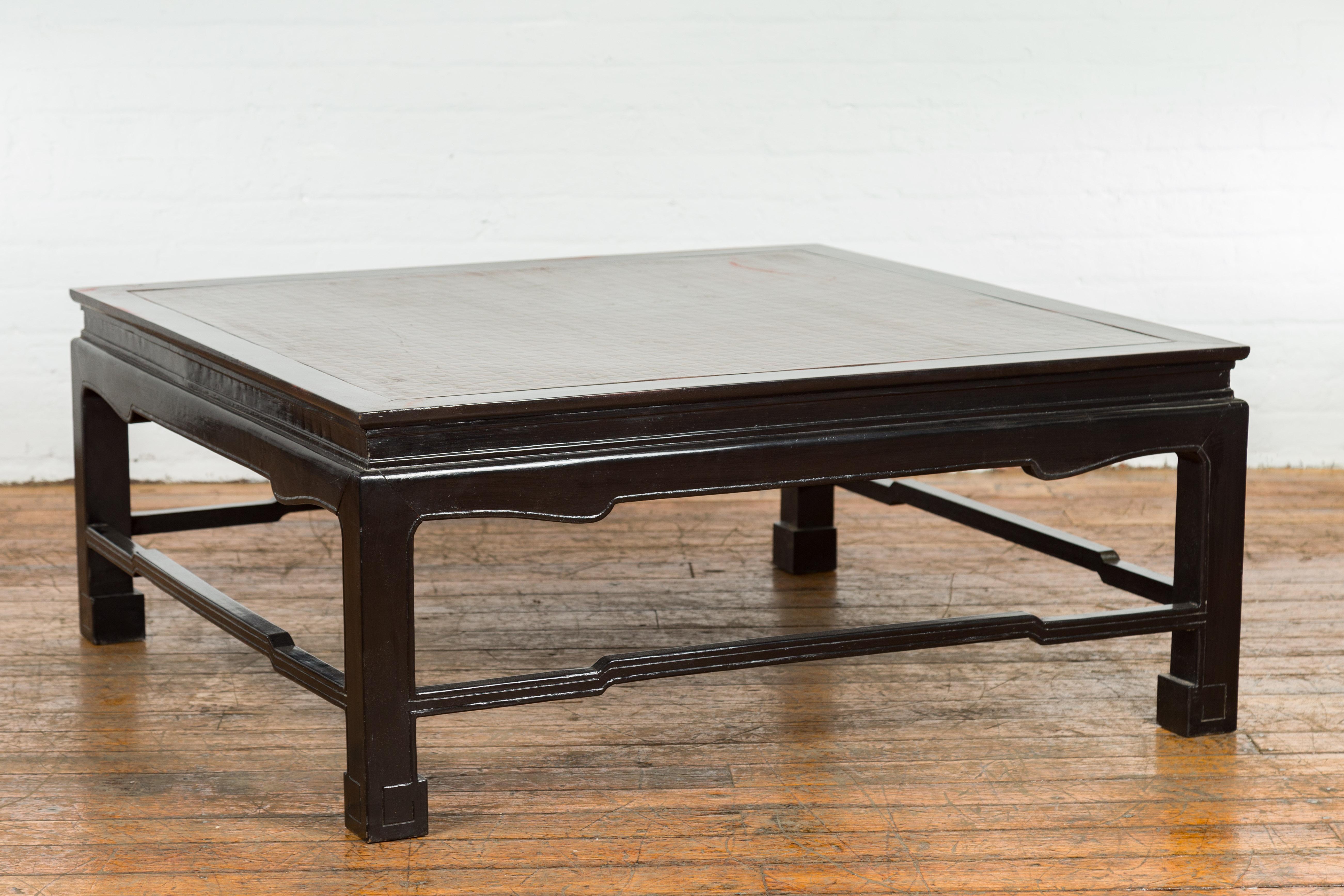 Negora Lacquered Square Vintage Coffee Table For Sale 4