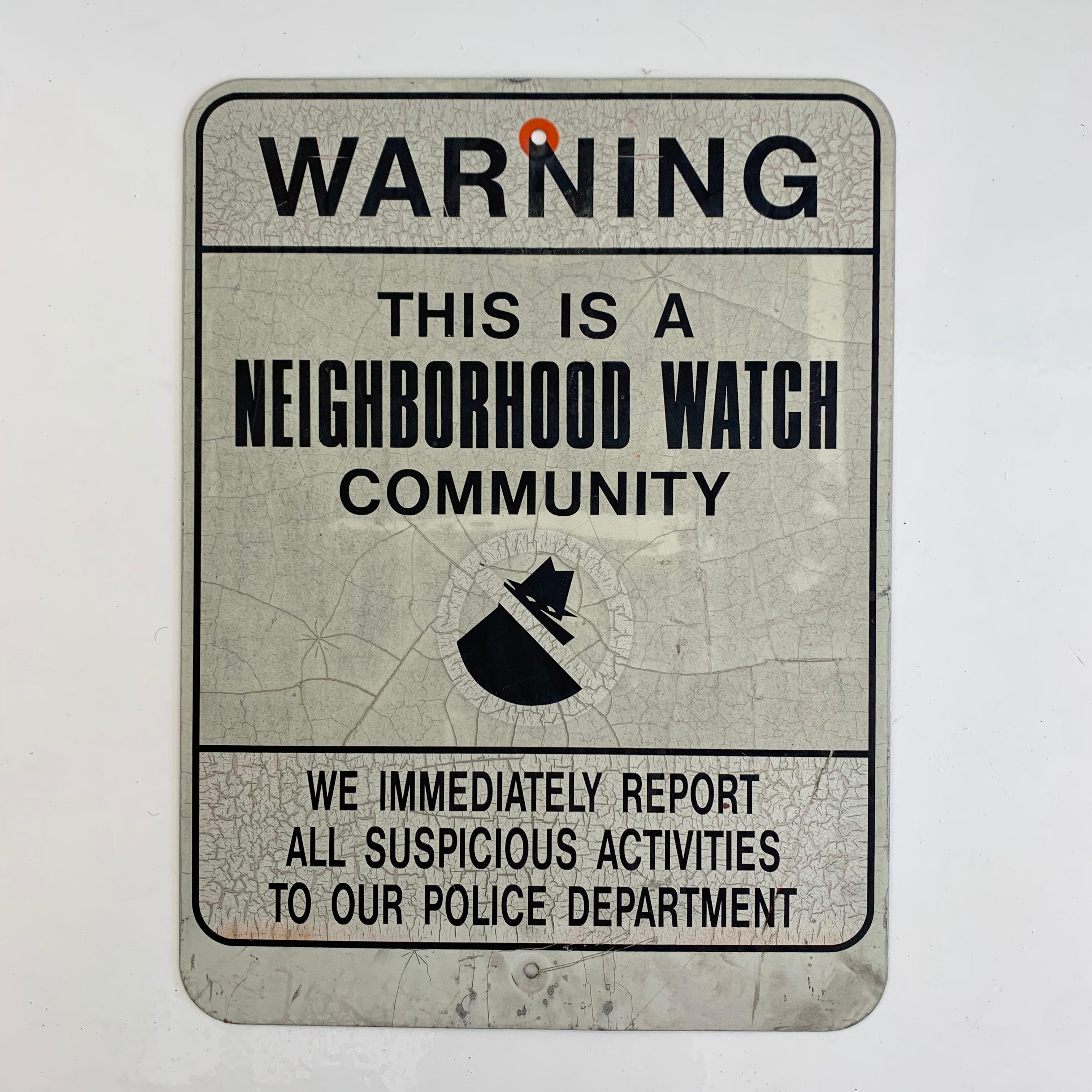 Neighborhood Uhrenschild, signiert (Ende des 20. Jahrhunderts) im Angebot