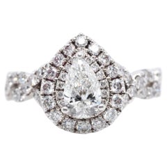 Bague de fiançailles vintage Neil Lane en or blanc 14 carats, sertie d'un diamant en forme de poire de 1 ct avec monture « halo »