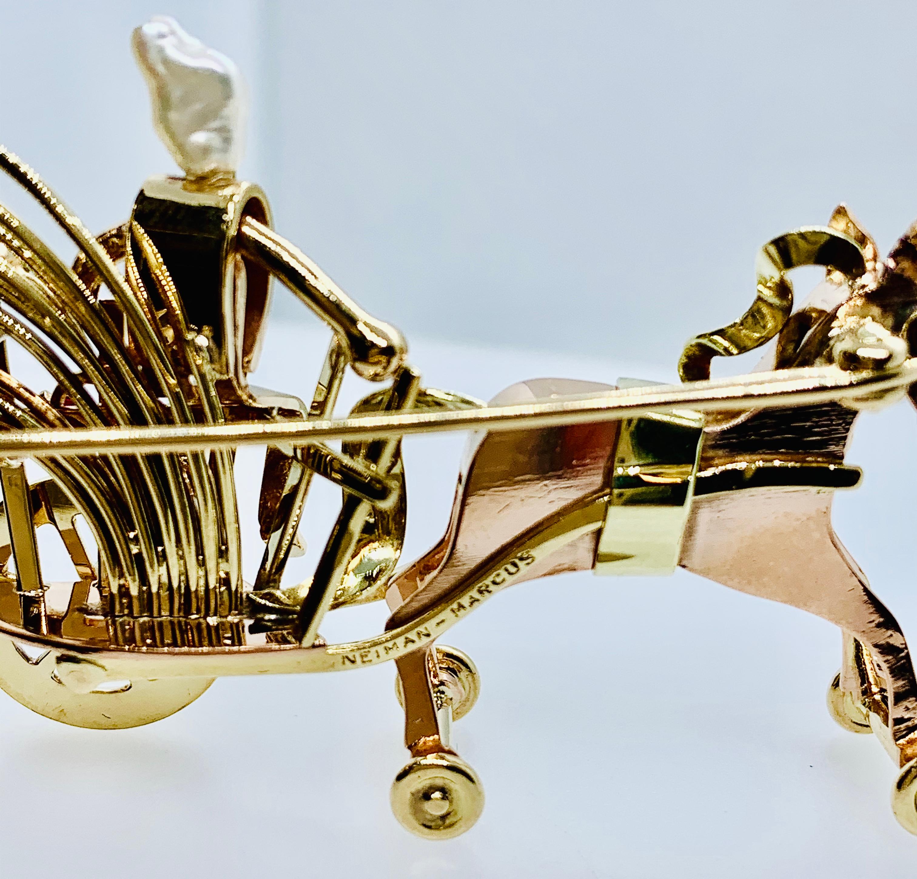 Vintage Neiman Marcus 14 Karat Gold and Gemstone Horse and Carriage Brooch In Excellent Condition In Birmingham, AL