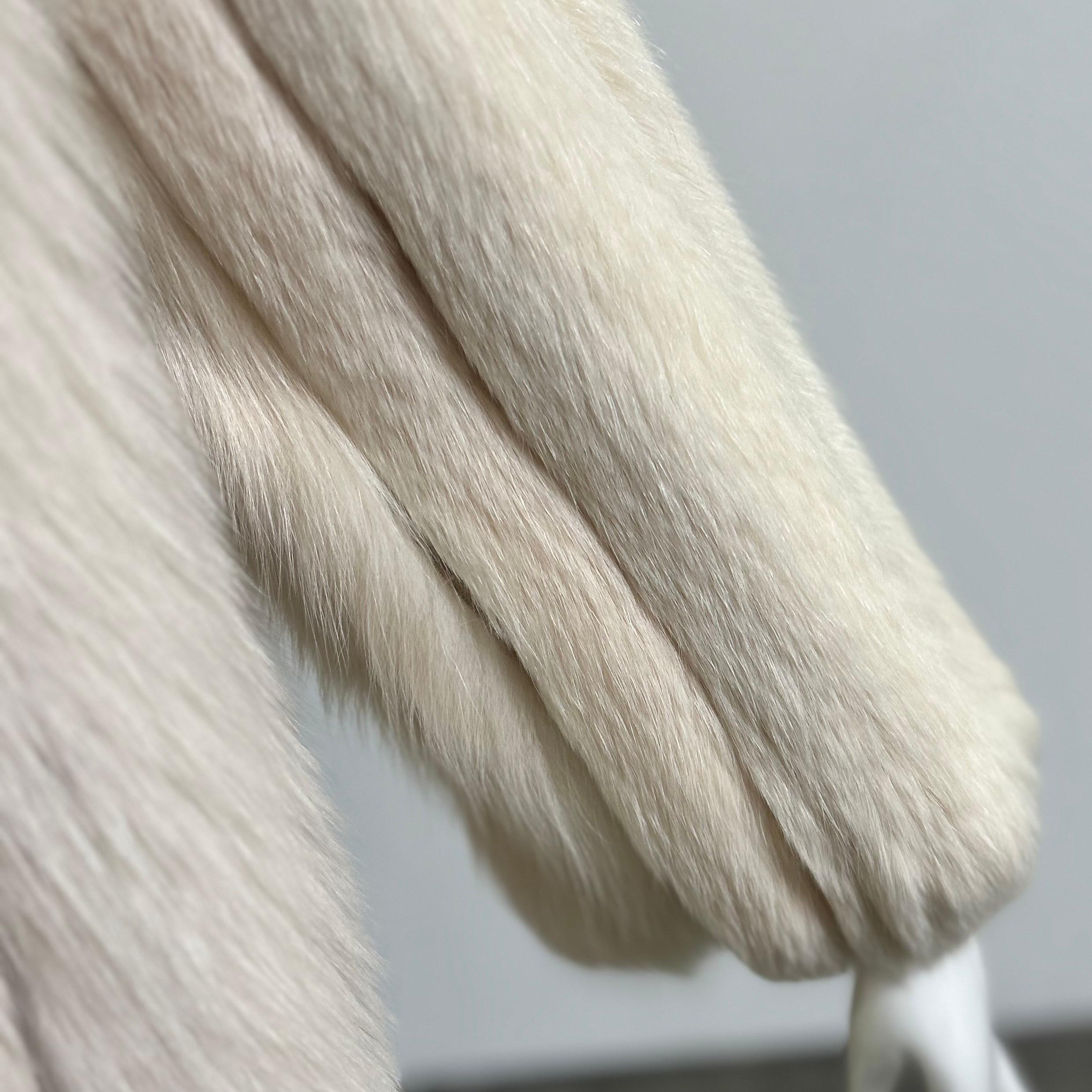 Vintage Neiman Marcus White Arctic Fox Fur Jacket/ Coat 2