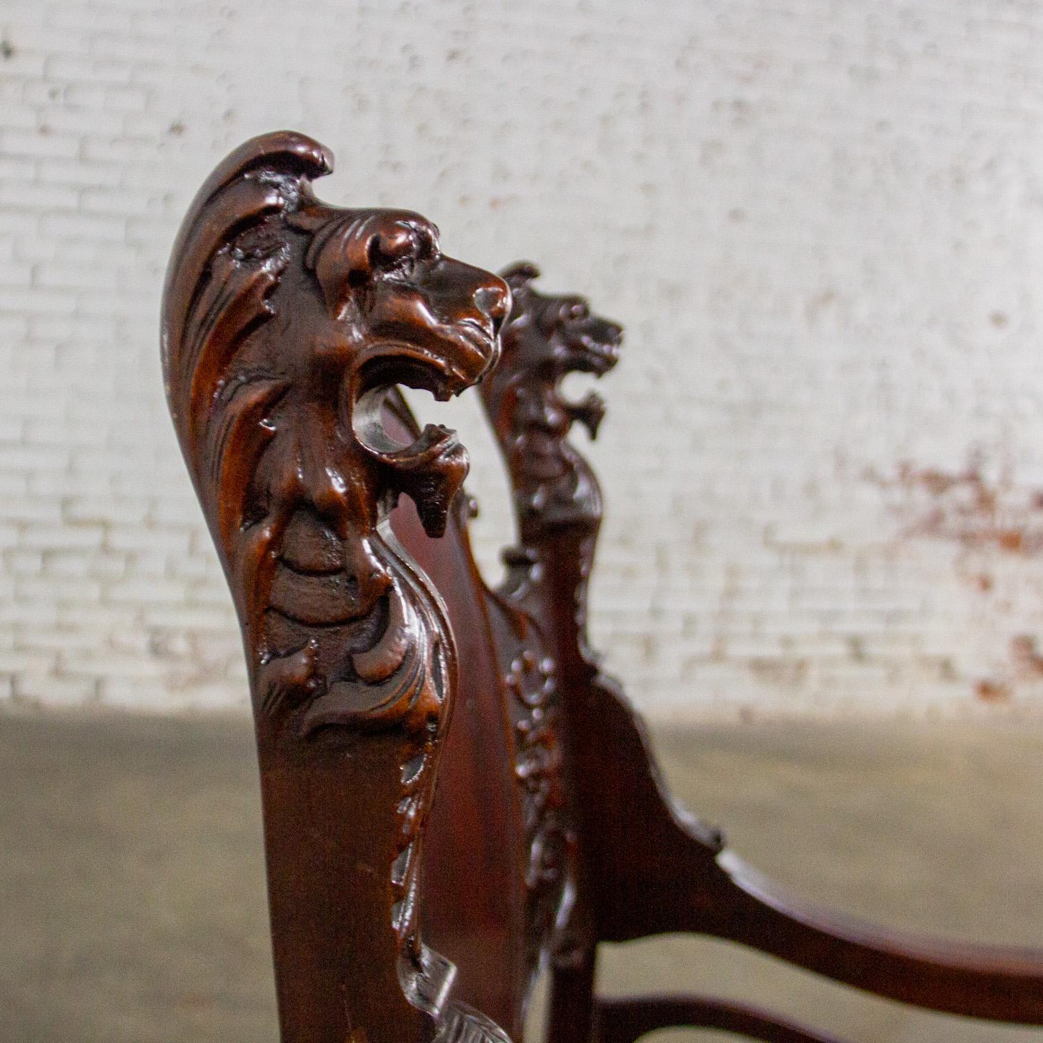 Vintage Neo Renaissance Style Lion Head Savonarola Throne Chair w/Mahogany Frame For Sale 2