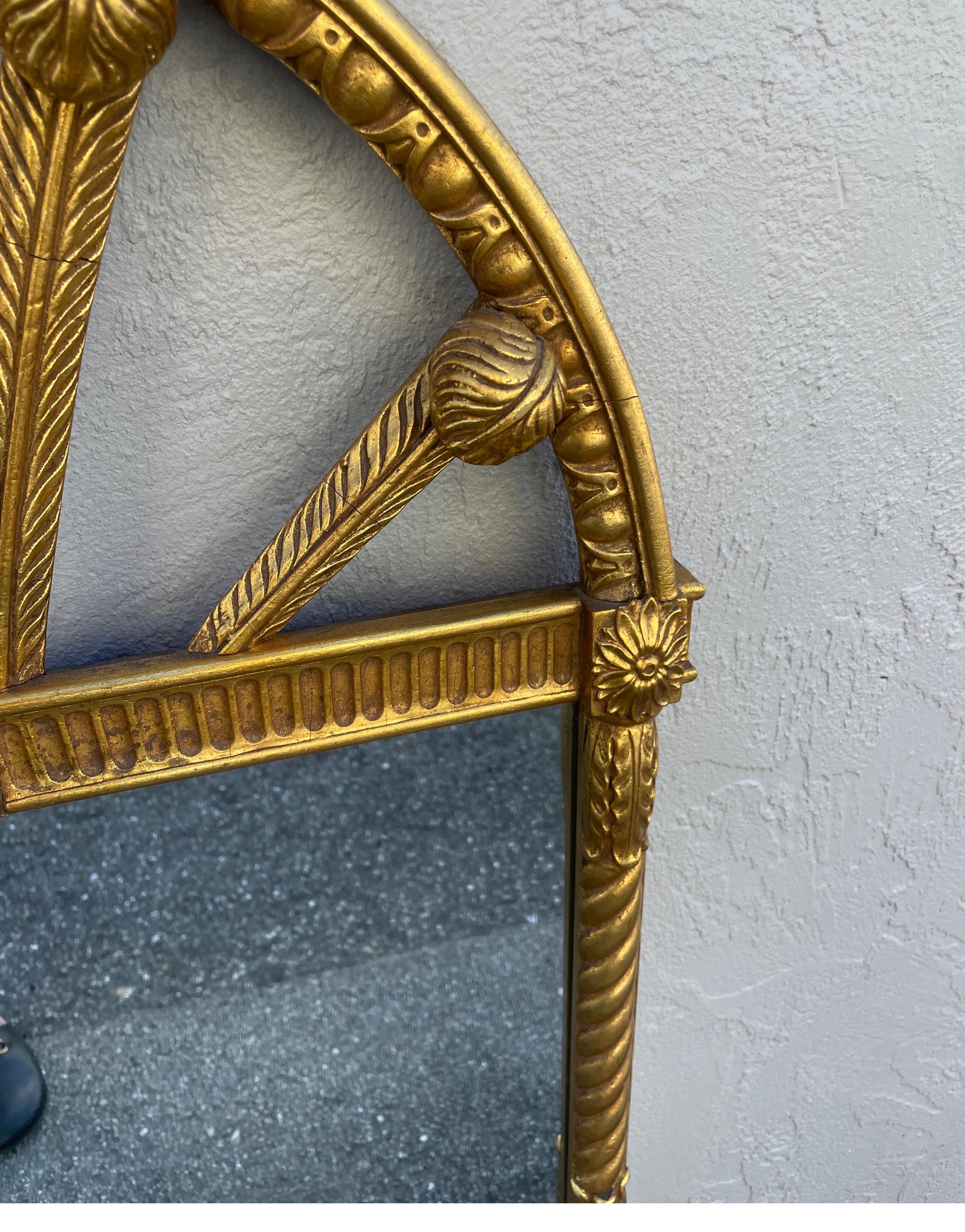 Vintage Neoclassical Arched Giltwood Mirror In Good Condition In West Palm Beach, FL