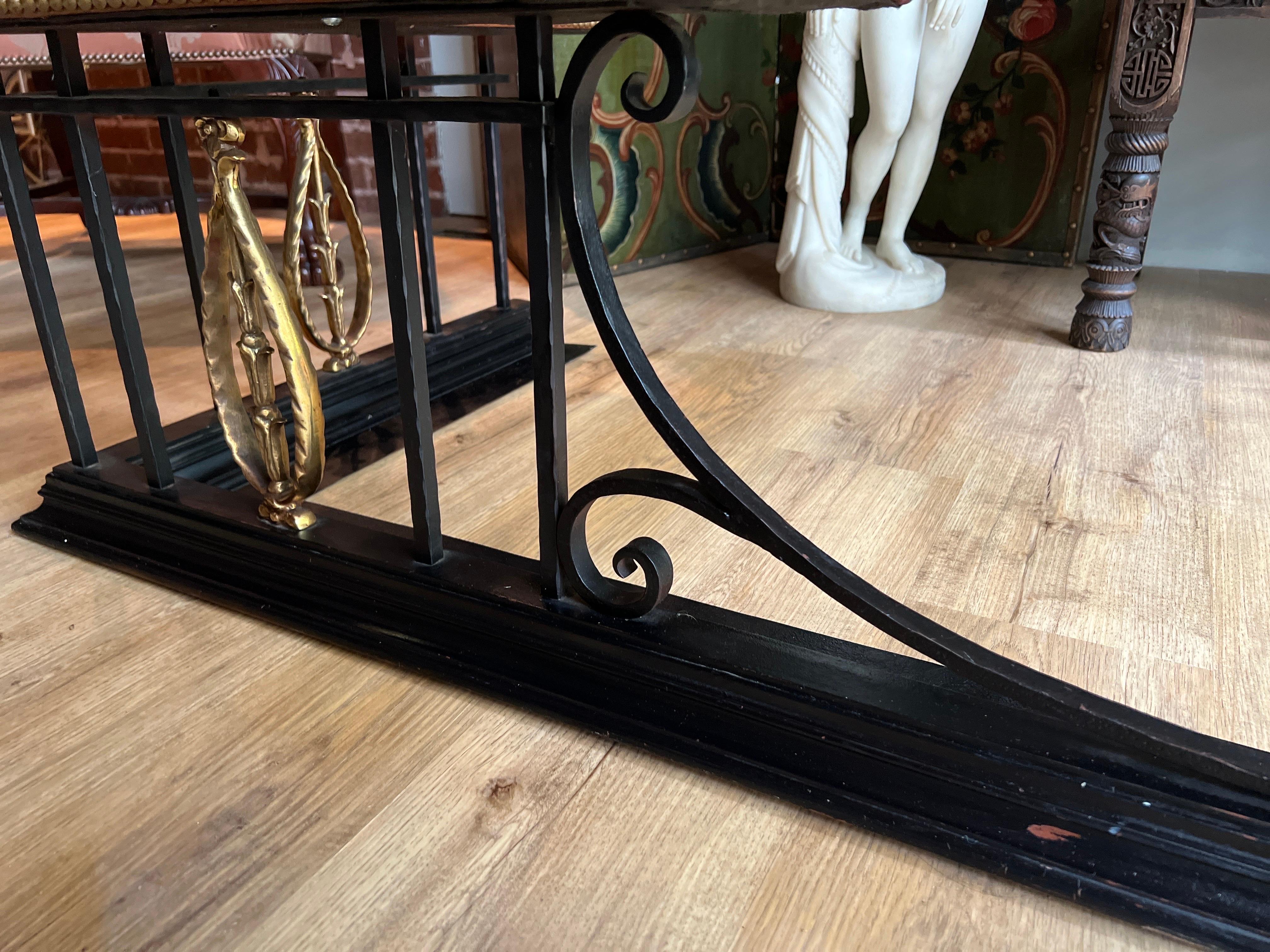 Vintage Neoclassical Brown Leather, Iron and Brass Fire Surround Fender Bench In Good Condition In Atlanta, GA