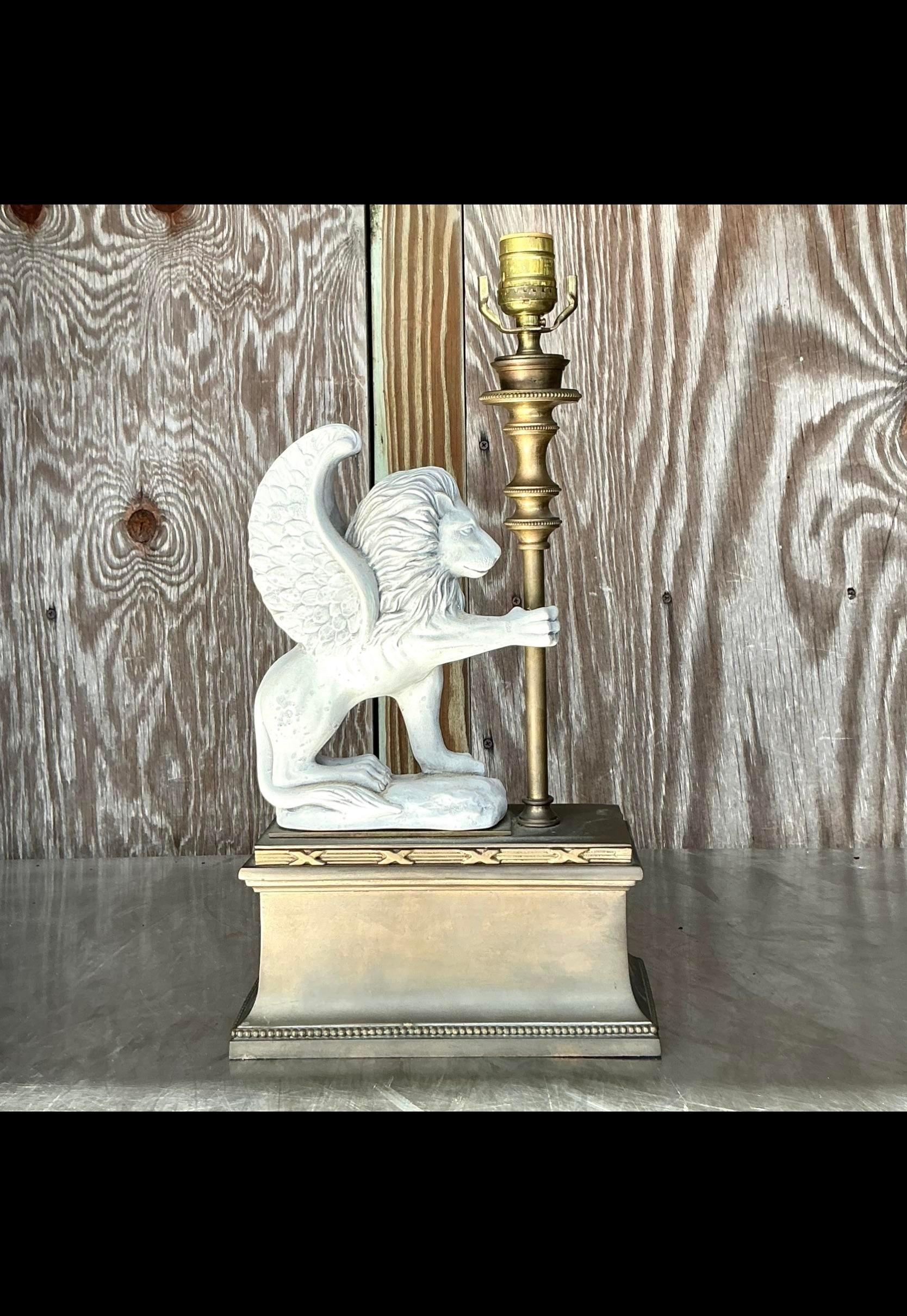 Vintage Neoclassical Chapman Winged Lion Lamp For Sale 1