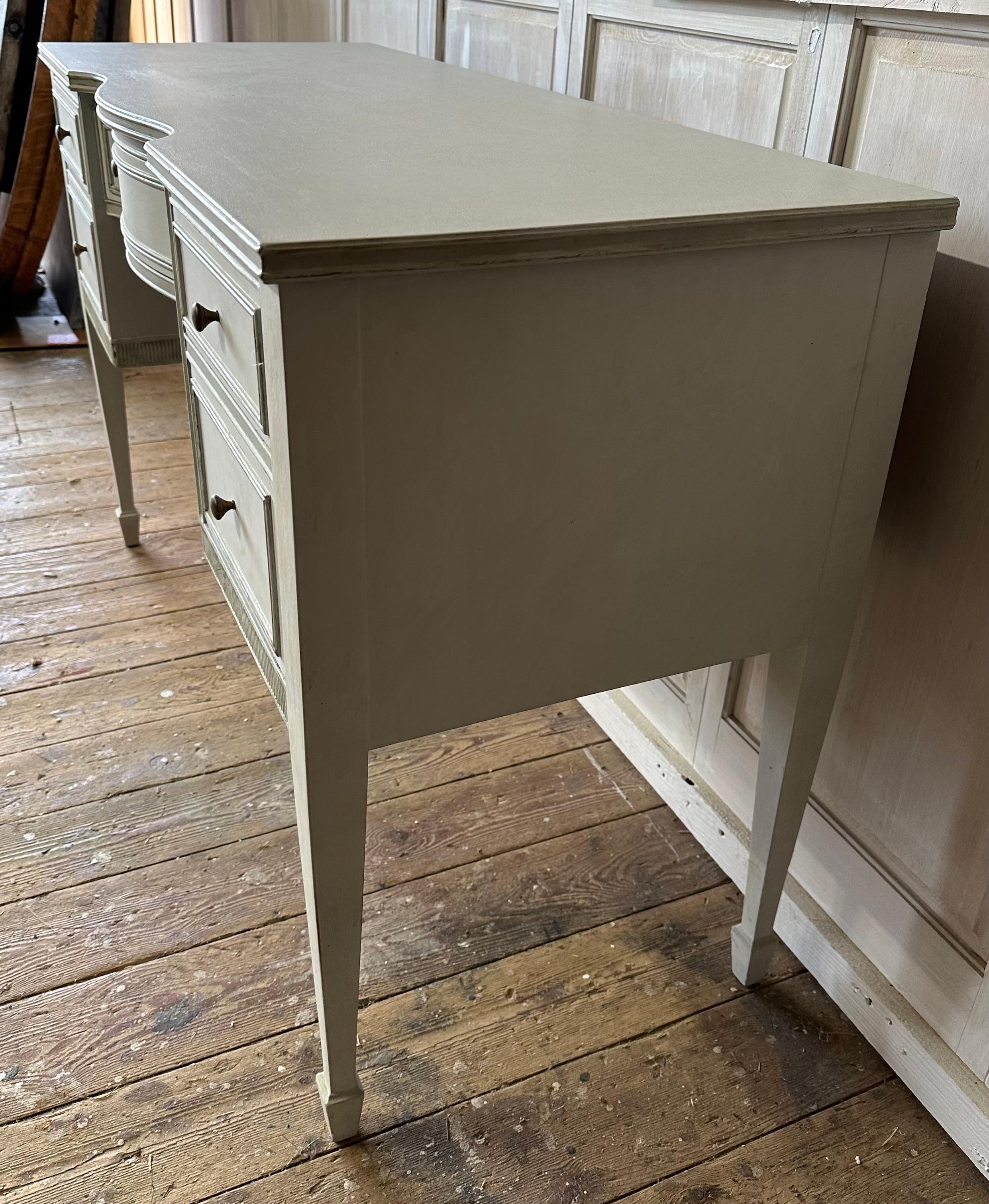 20th Century Vintage Neoclassical Desk or Dressing Table For Sale