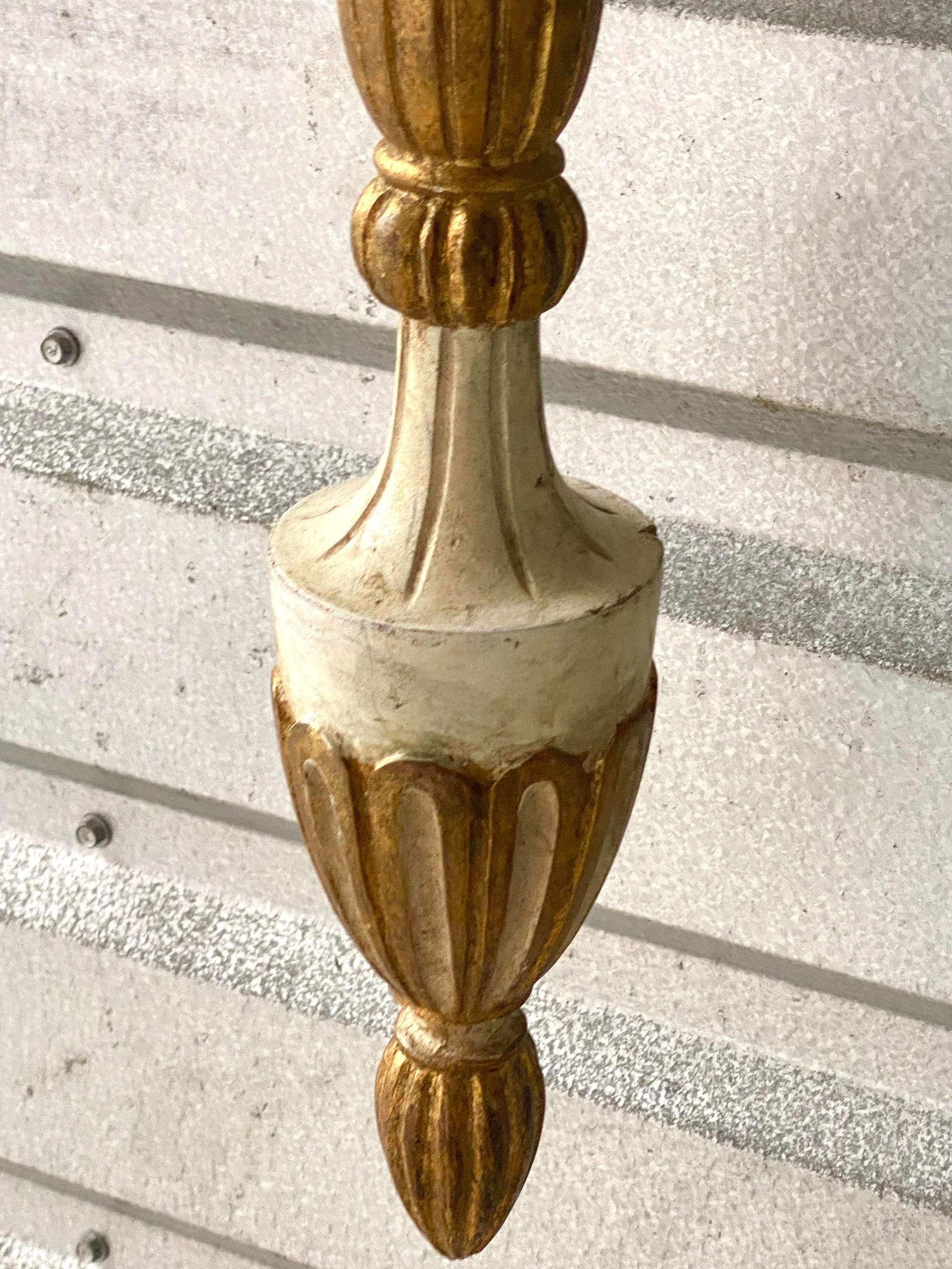 Gesso Vintage Neoclassical Gilt Flower Wall Lamp For Sale