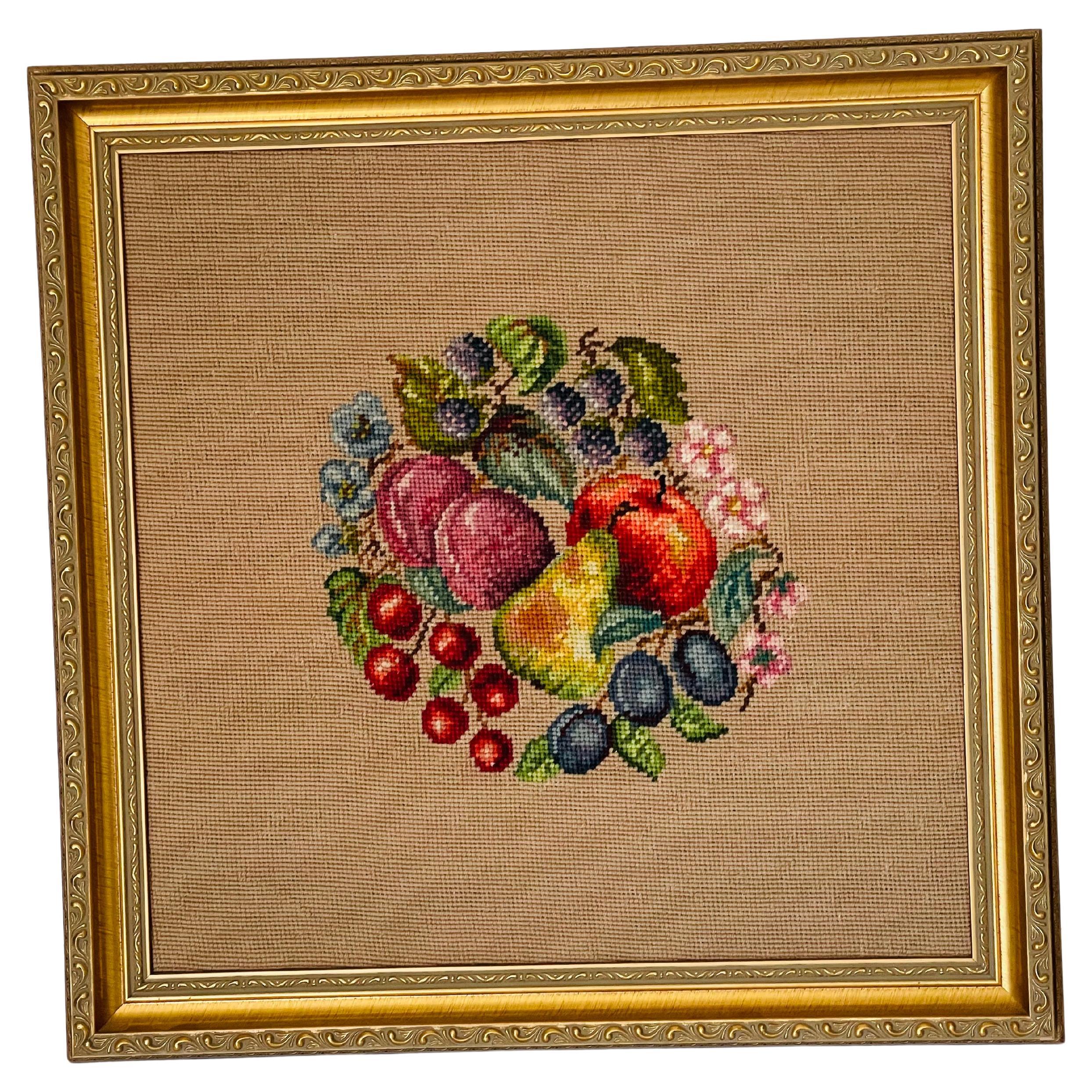 Arazzo vintage neoclassico cucito a mano con cornice dorata