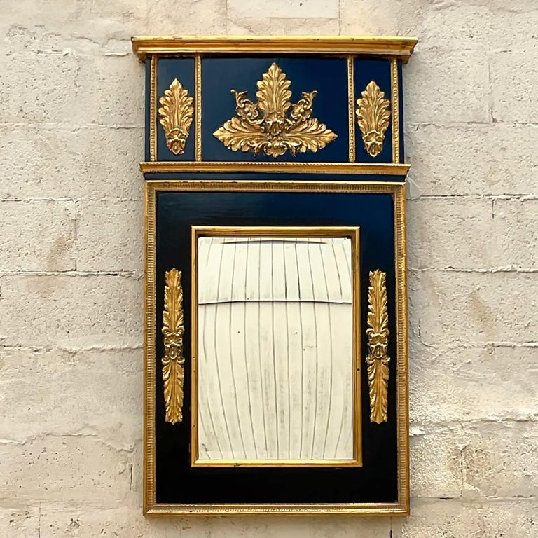 Vintage Neoclassical John Richards Gilt Mirror For Sale at 1stDibs