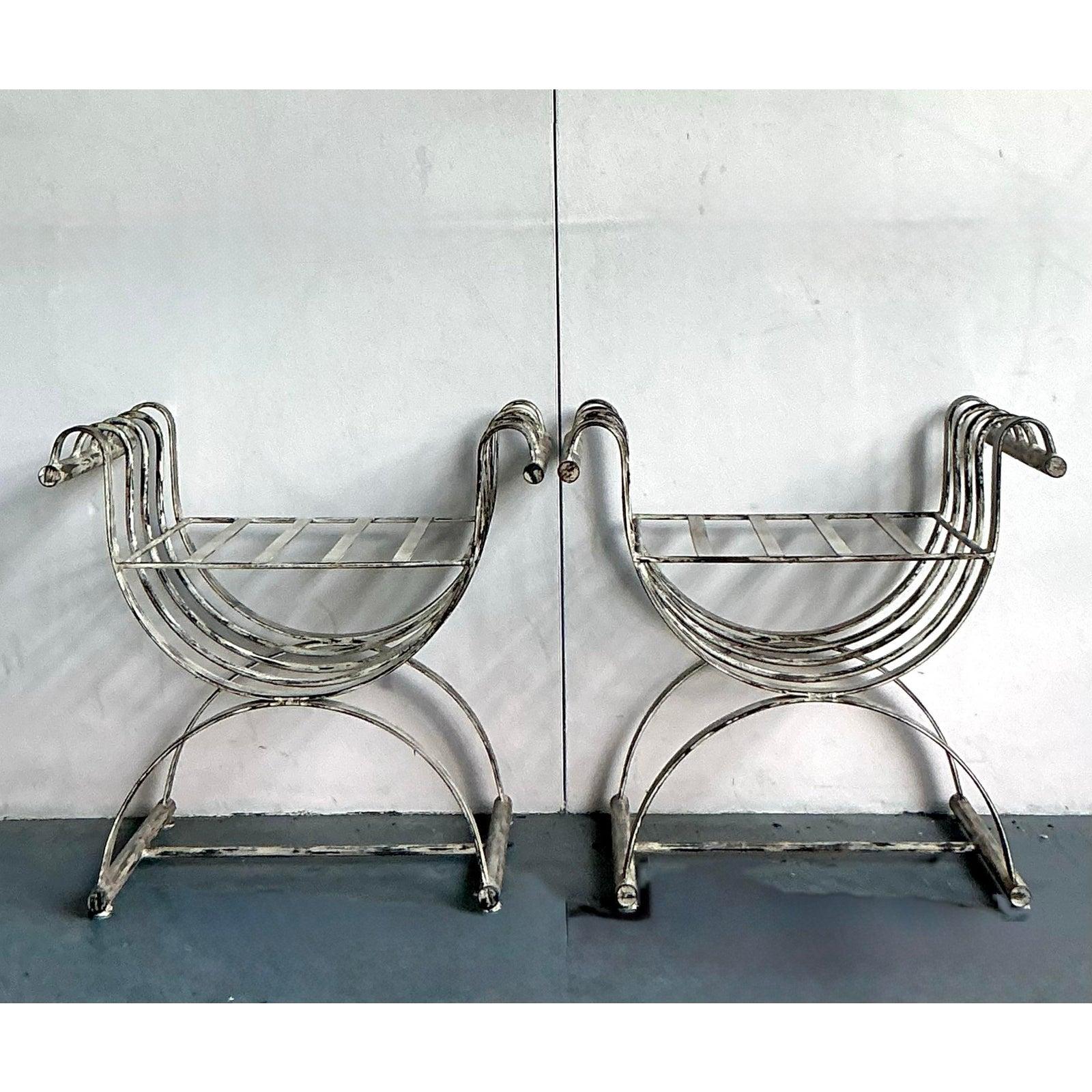 Vintage Neoclassical Patinated Curule Bench - A Pair en vente 1
