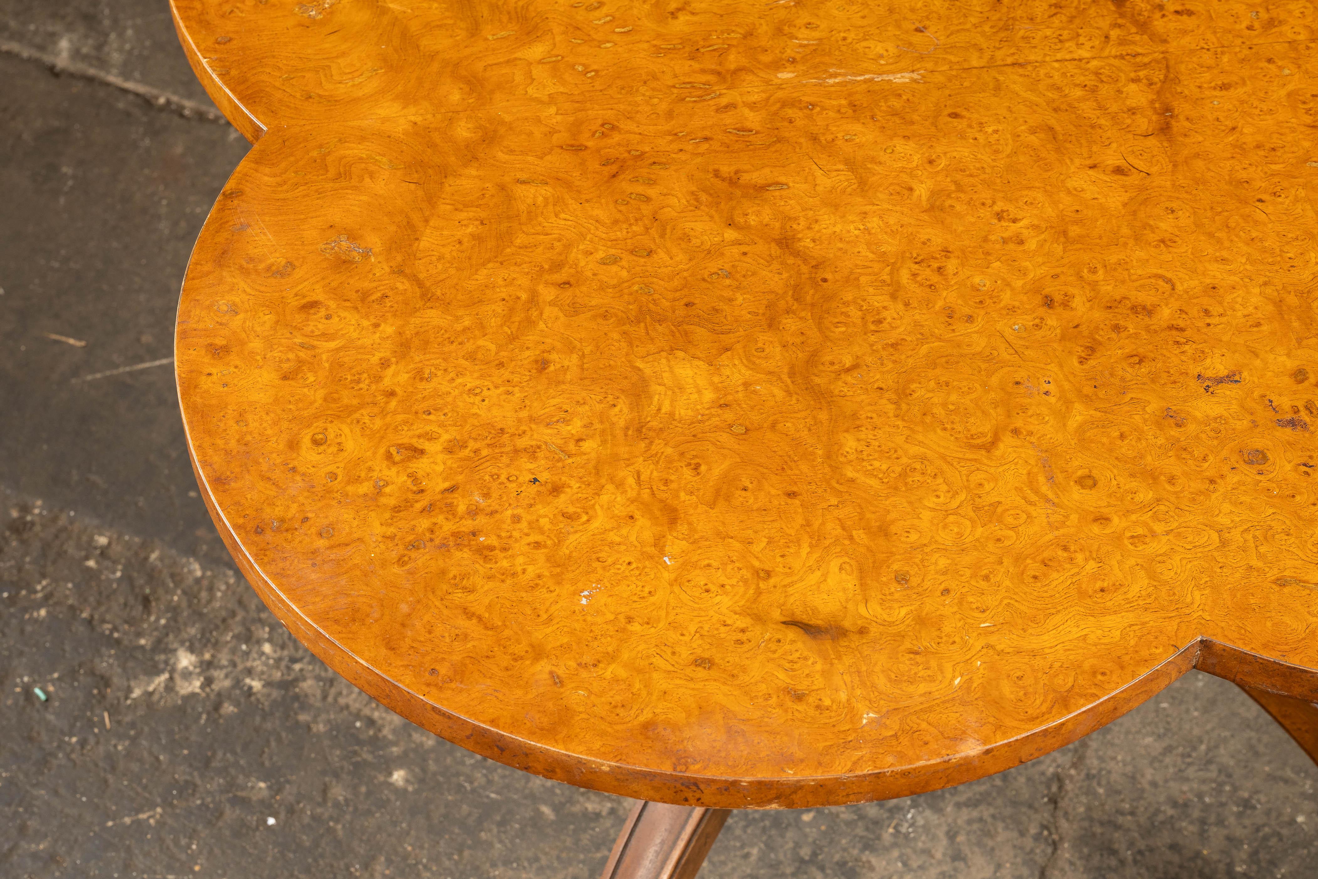 Maple Vintage Neoclassical Quatrefoil Parlor Table For Sale