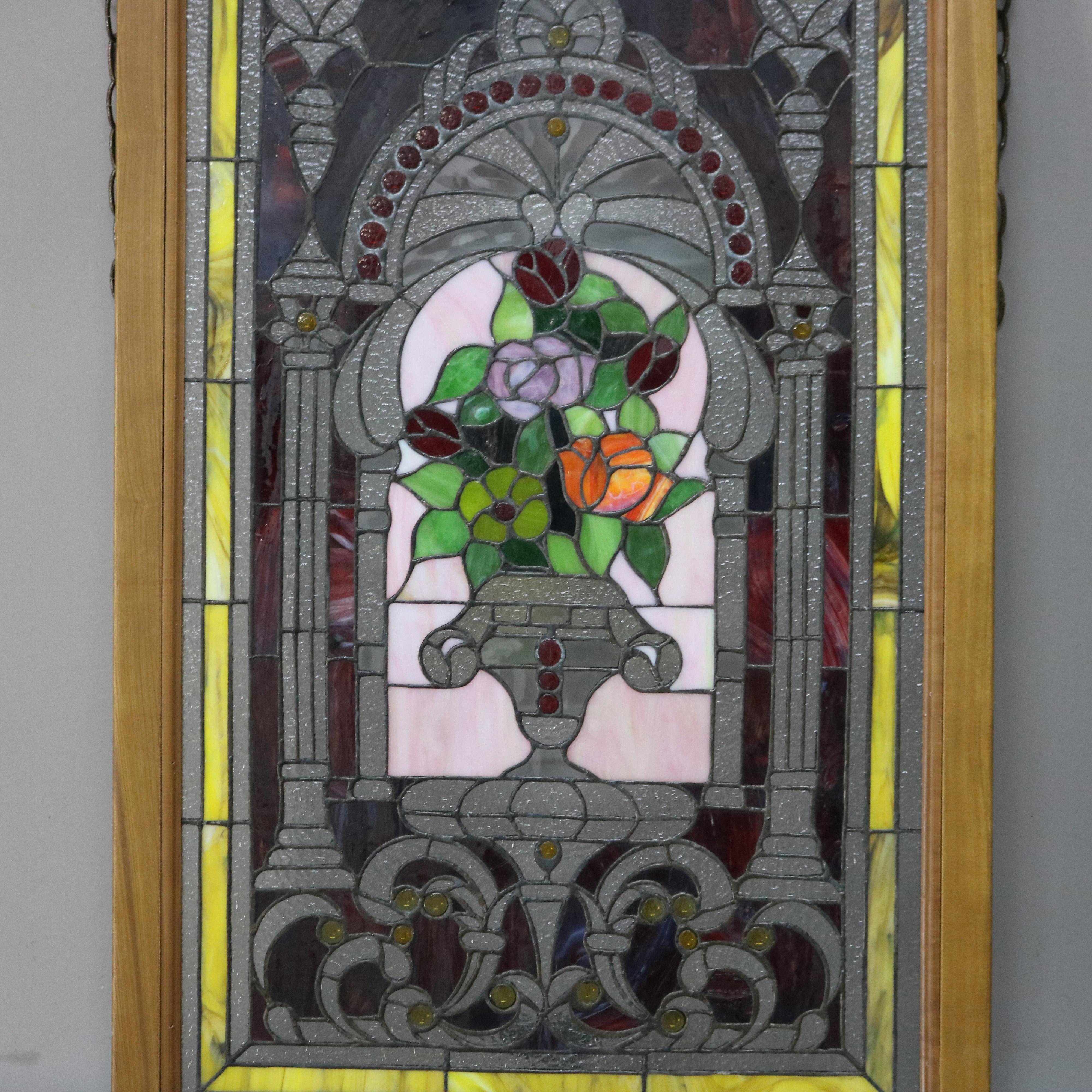 Verre teinté Vitrail à motifs floraux et verre orné de bijoux de style néoclassique du 20e siècle en vente