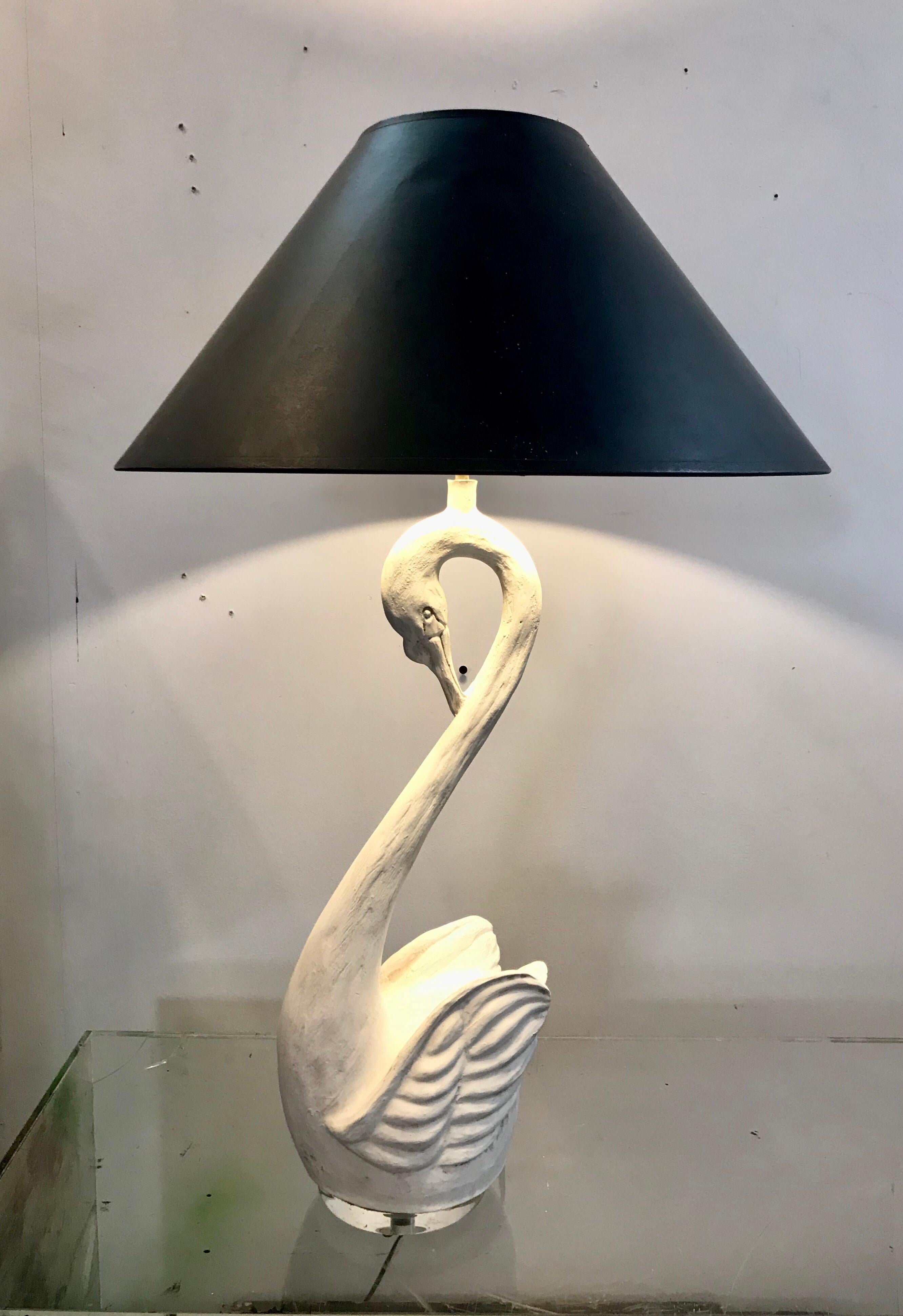 Machine-Made Vintage Neoclassical Swan Form Table Lamp in Plaster For Sale