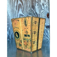 Cestino neoclassico d'epoca per carta straccia incartato