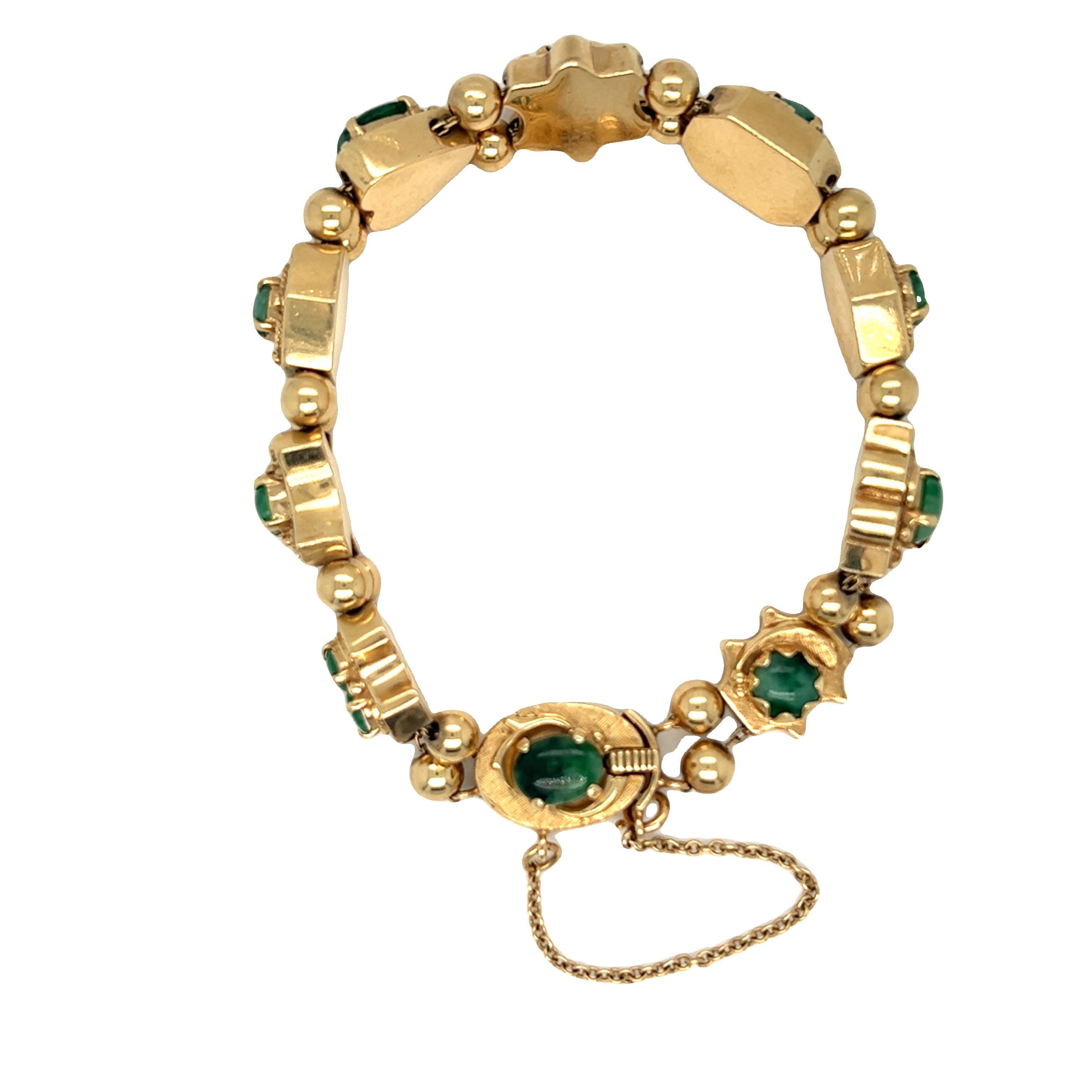 Mixed Cut Vintage Nephrite Jade Bracelet 14K Yellow Gold For Sale
