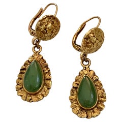 Antique Nephrite Jade Cabochon 14 and 22 Karat Yellow Gold Nugget Drop Earrings