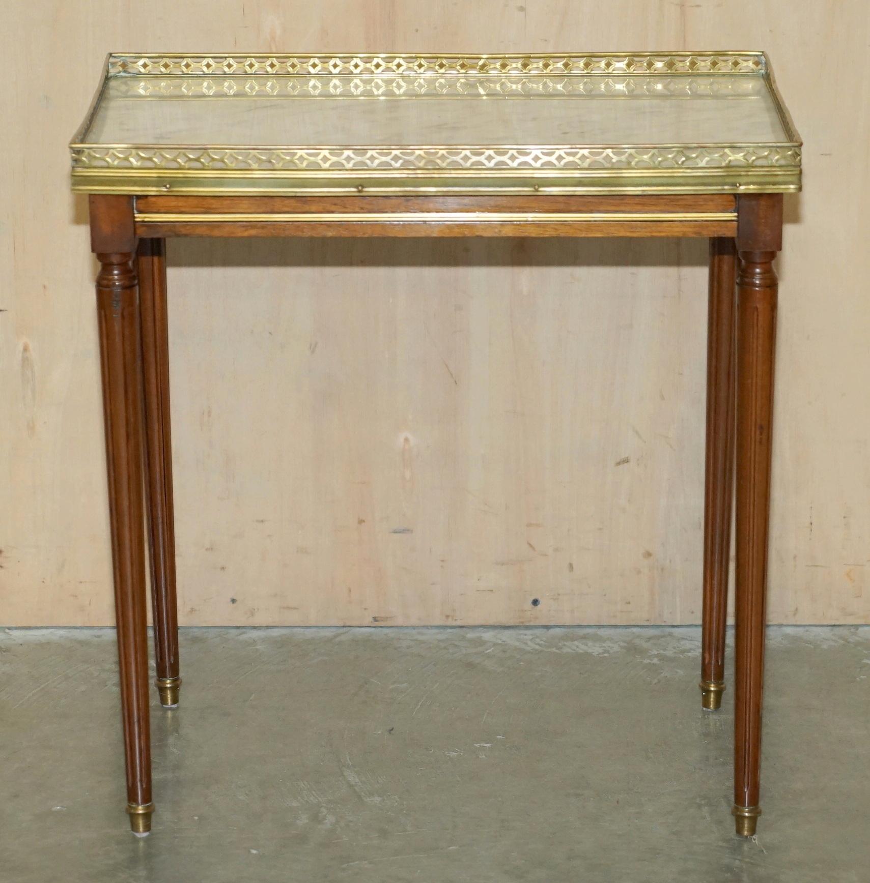 French ViNTAGE NEST OF FRENCH EMPIRE HARDWORD ITALIAN CARRARA MARBLE & BRASS TABLES For Sale