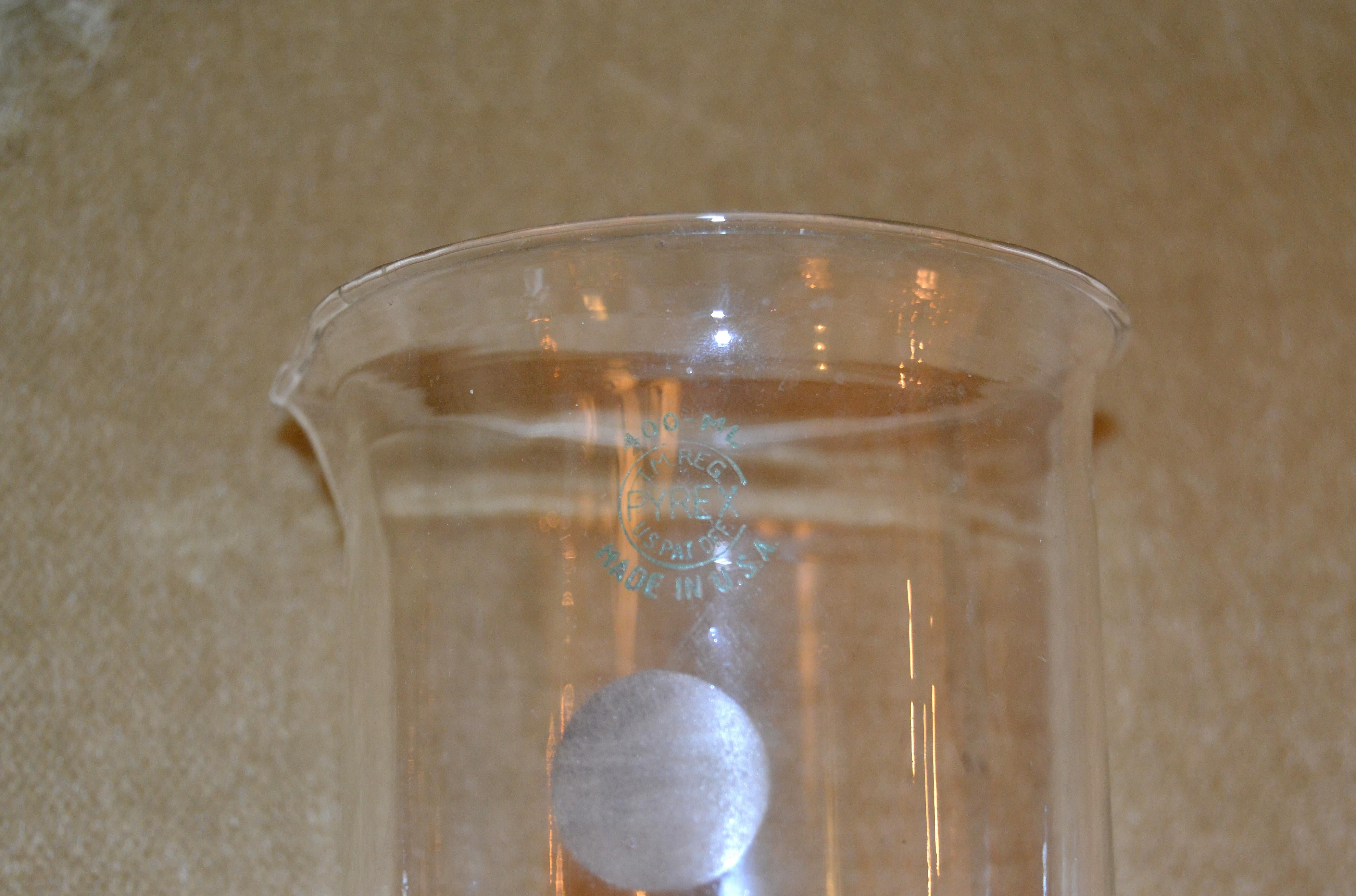 Mid-20th Century Vintage Nesting Beakers Set Pyrex Glass Graduated Measuring Cups Marked USA