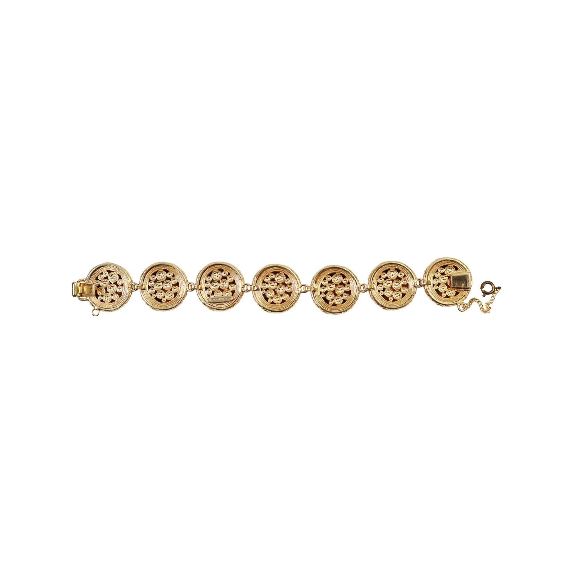 Pulsera vintage Nettie Rosenstein en tono dorado Circa años 60 en venta 4
