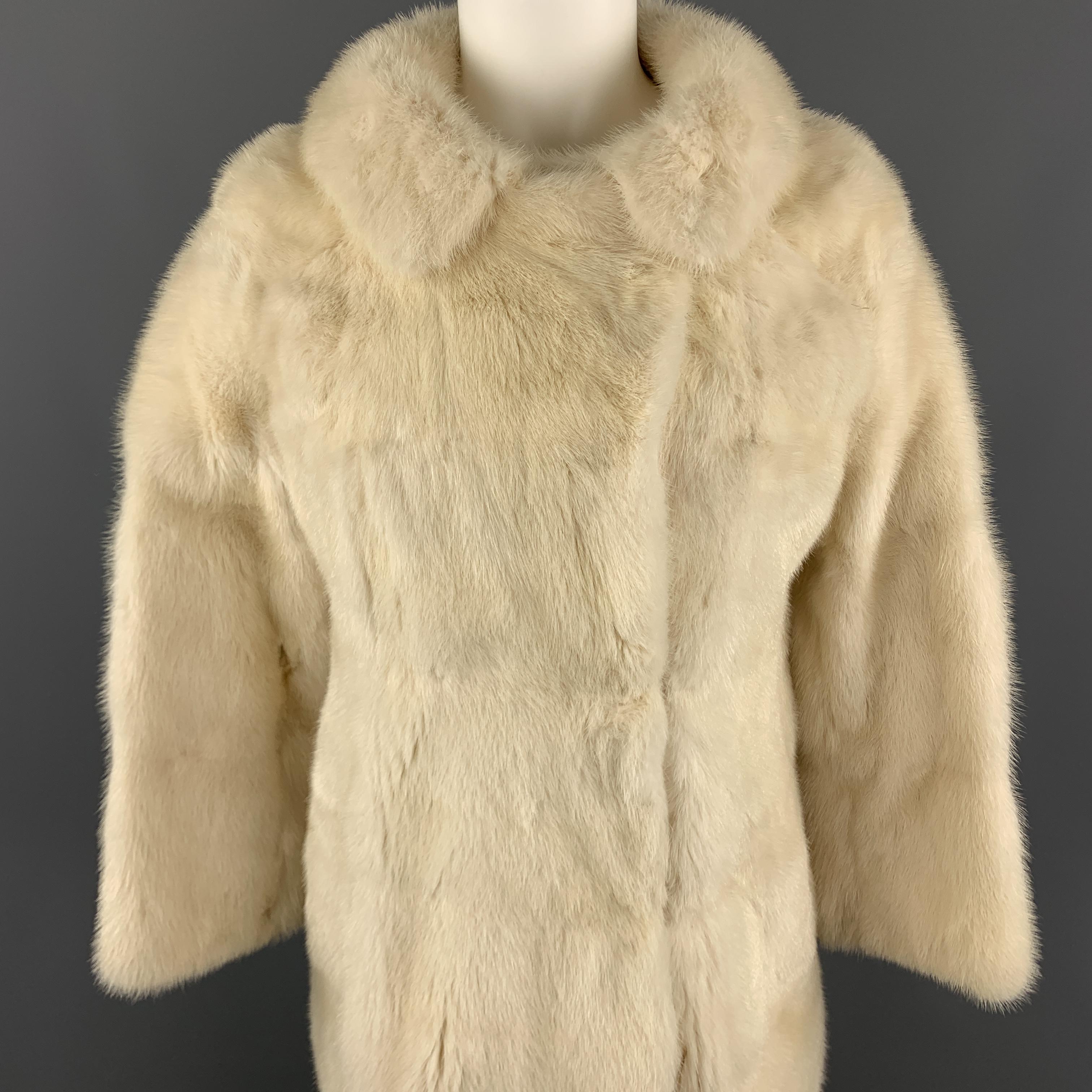 Beige Vintage NEUSTETERS Size M Cream Mink Collared Hook Eye Closure Fur Coat