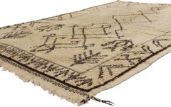 Tapis Azilal marocain neutre, enchantement tribal rencontre Shibui Design