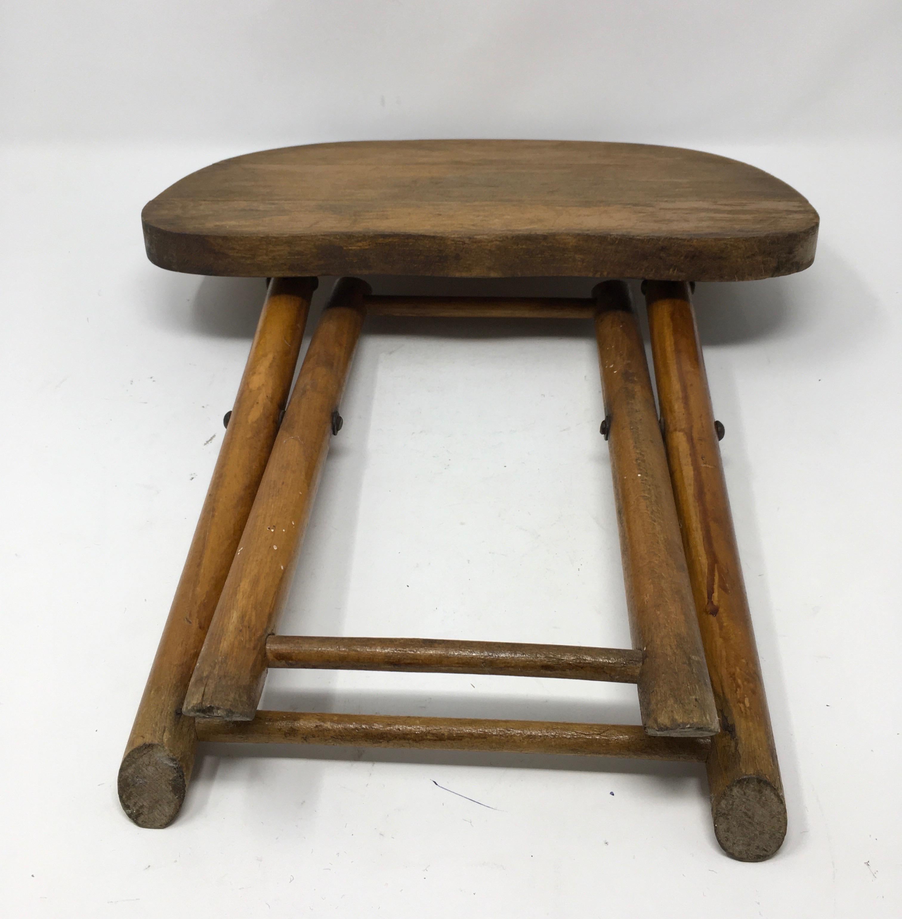 Vintage Nevco Fold and Carry Stool 4