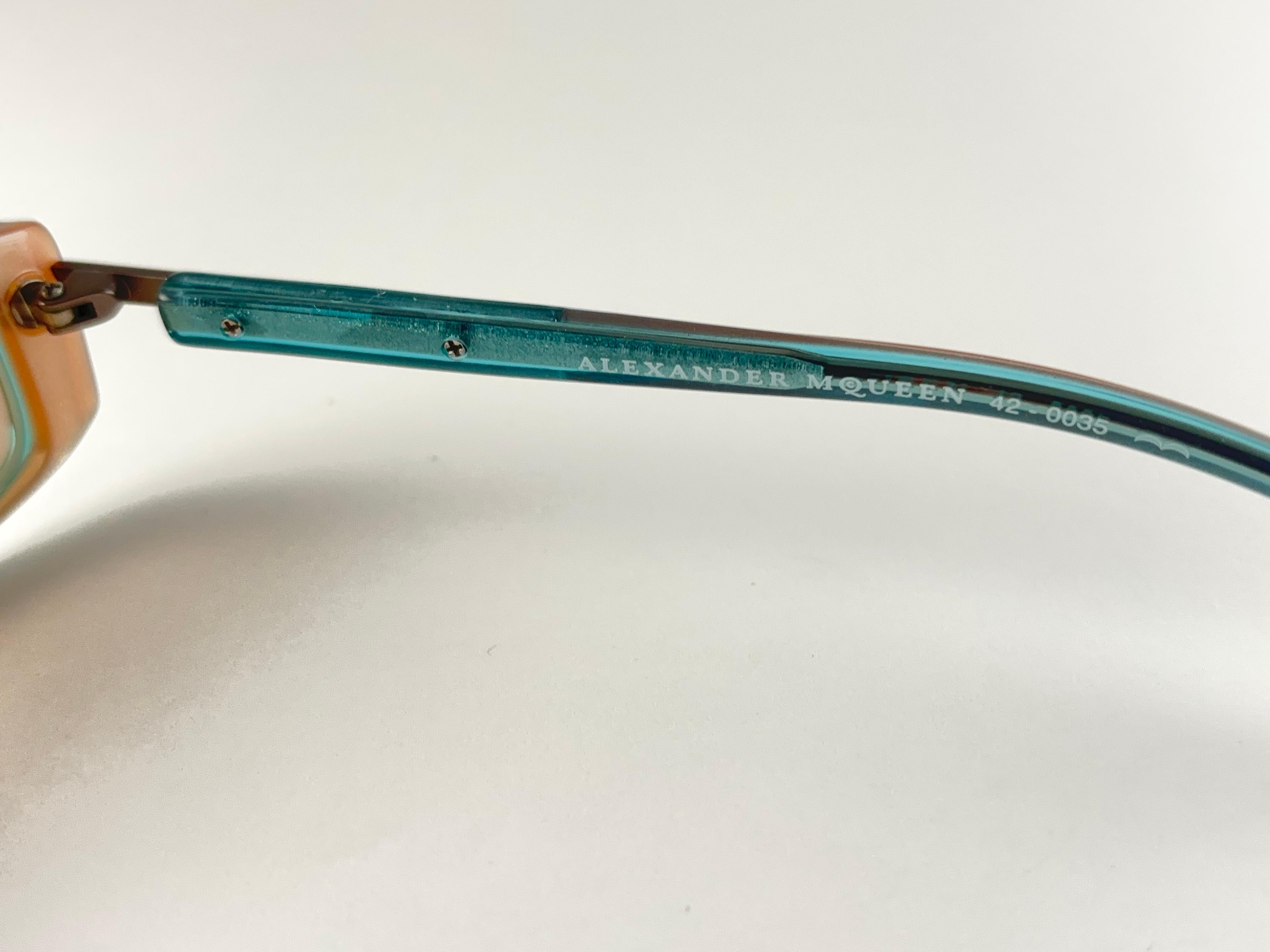 Vintage New Alexander McQueen Office Siren Made in Japan Sonnenbrille im Angebot 1
