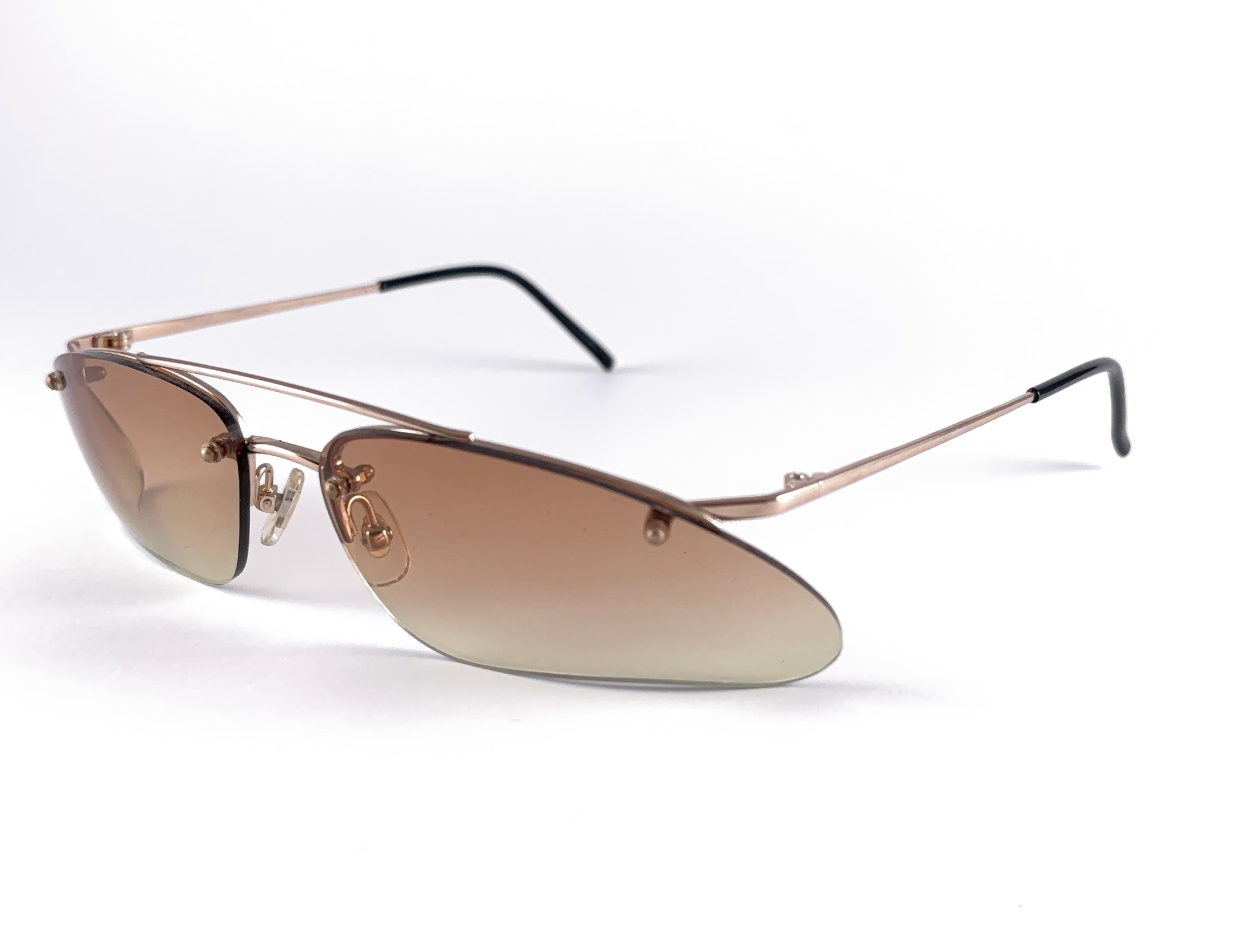 Vintage New Alexander McQueen Titanium Rimless Made in Japan Sunglasses For Sale 2