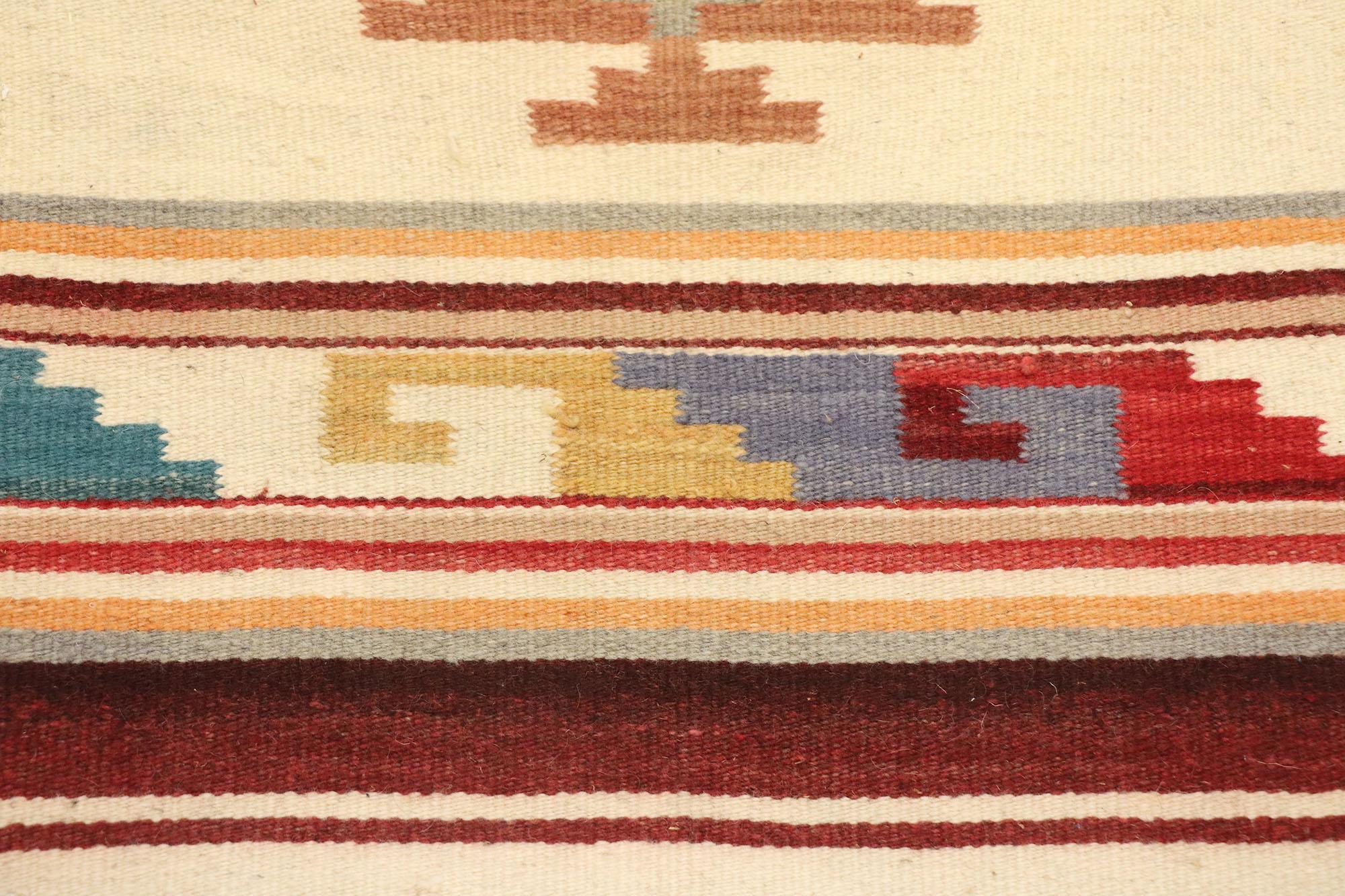 American 1970s Vintage Southwest Kilim Rug, Contemporary Santa Fe Meets Allure Modern For Sale