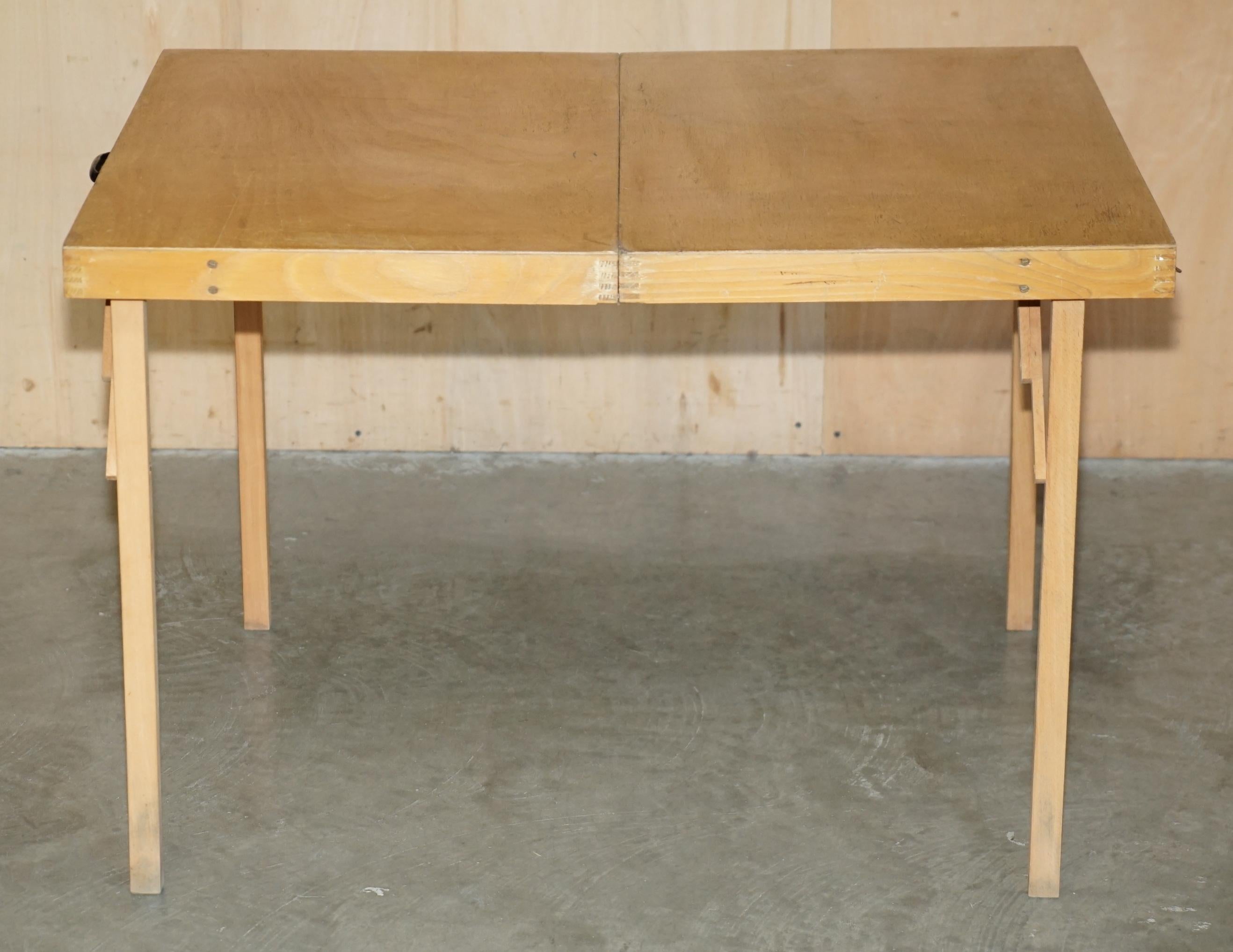 ViNTAGE NEW OLD STOCK COMPAC UK FOLDING CAMPING PICNIC TABLE & FOUR STOOLS For Sale 3
