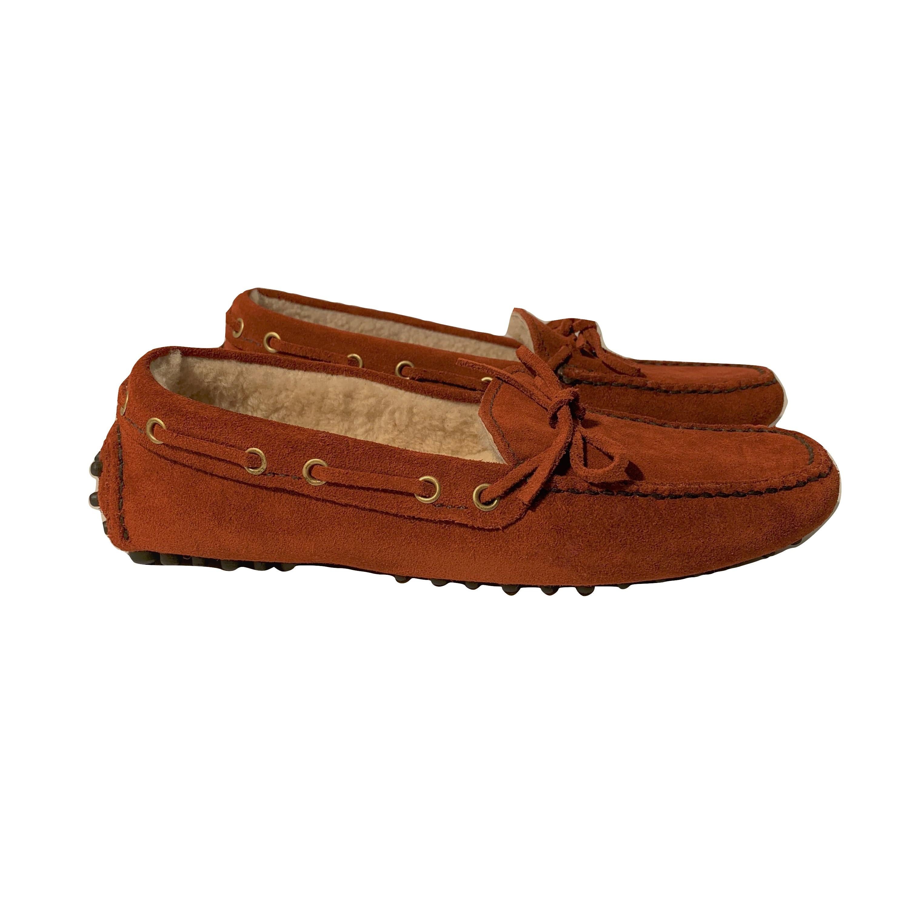 Rouge Vintage New The Original Prada Car Shoe Flat Moccasin Shearling Driving  Sz 36 en vente