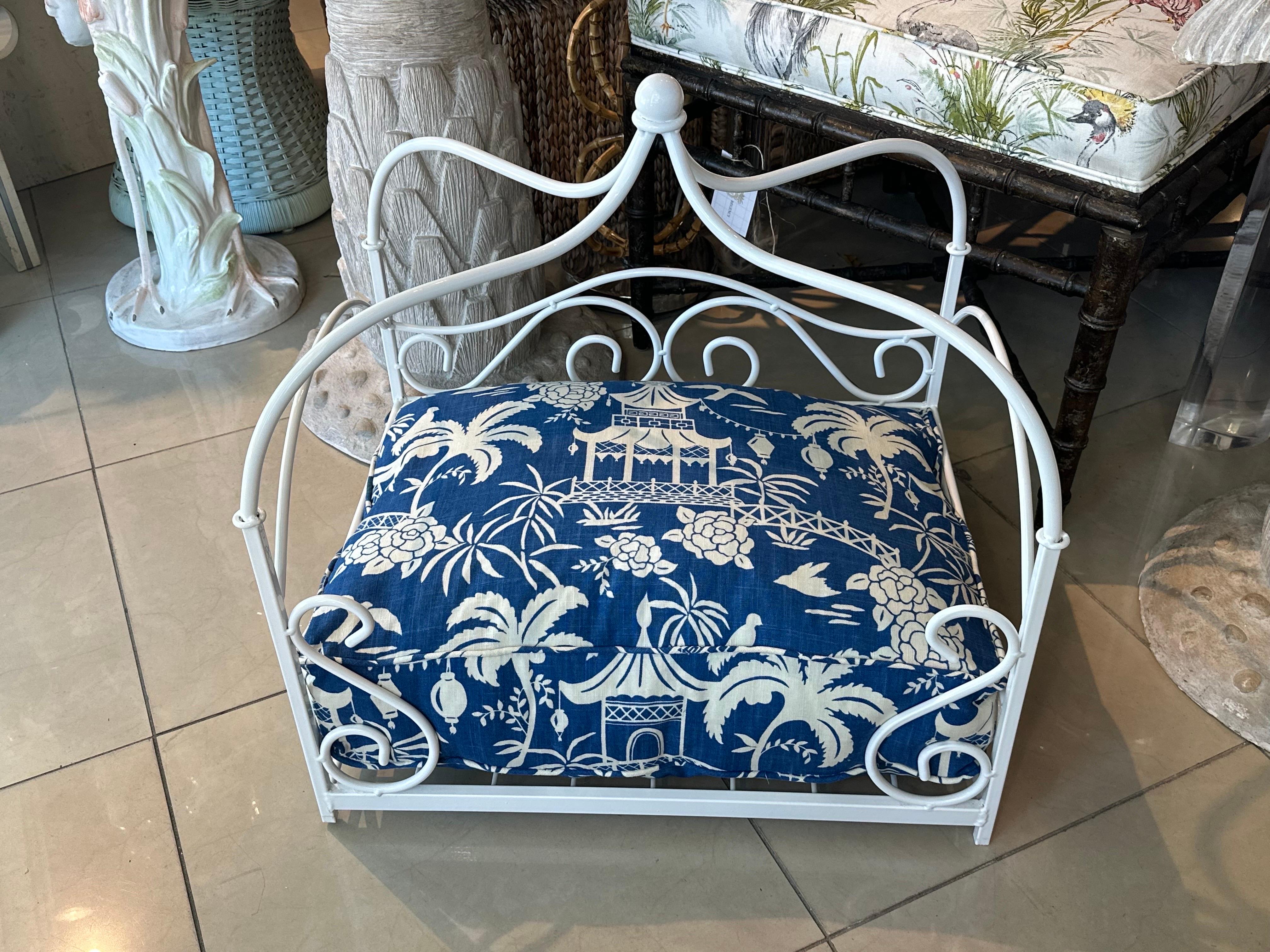 American Vintage Newly Finished Upholstered Metal Canopy Dog Pet Bed Palm Beach Pagoda For Sale