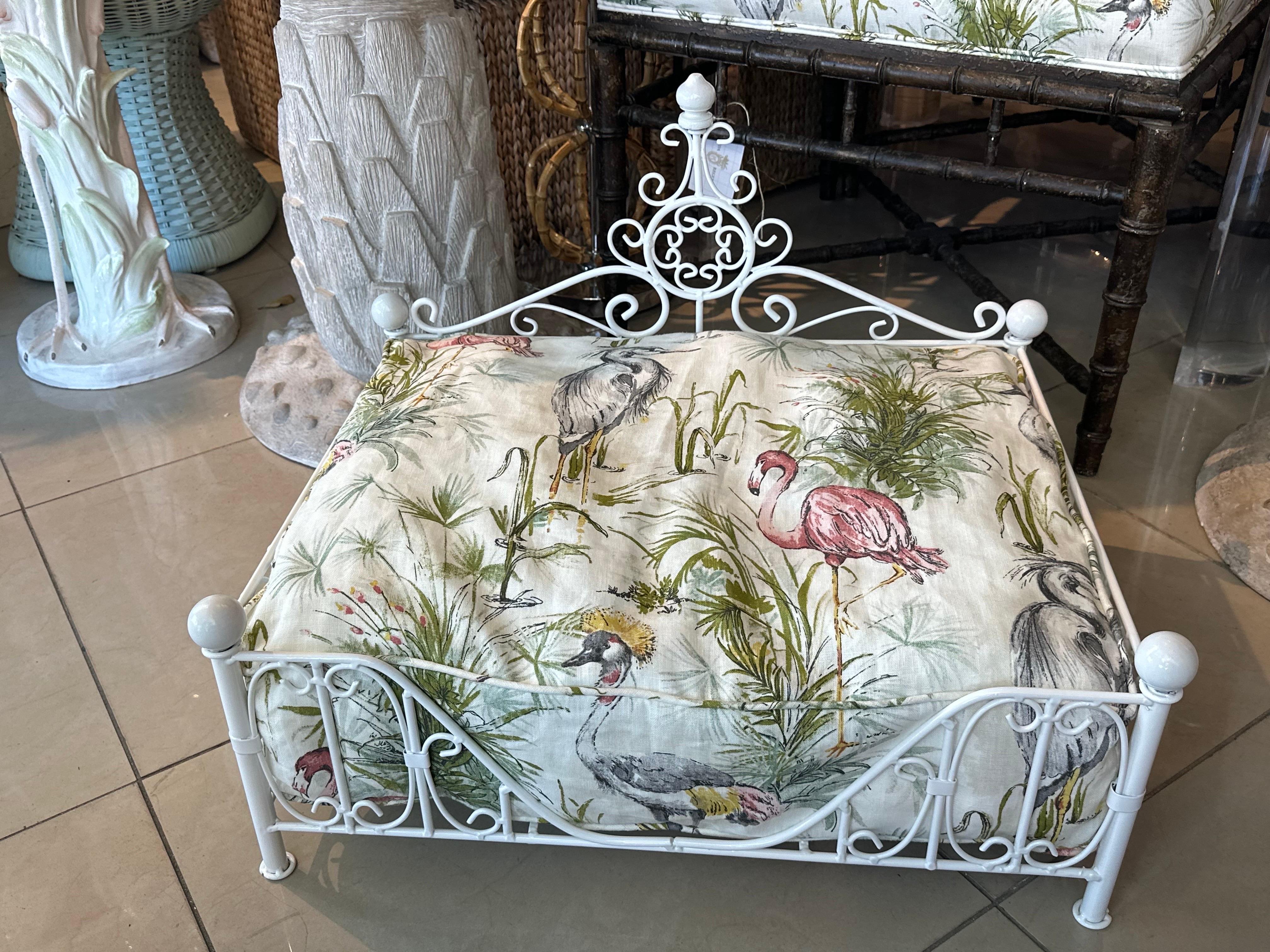 Hollywood Regency Vintage Newly Finished Upholstered Metal French Dog Pet Bed Palm Beach Birds  For Sale