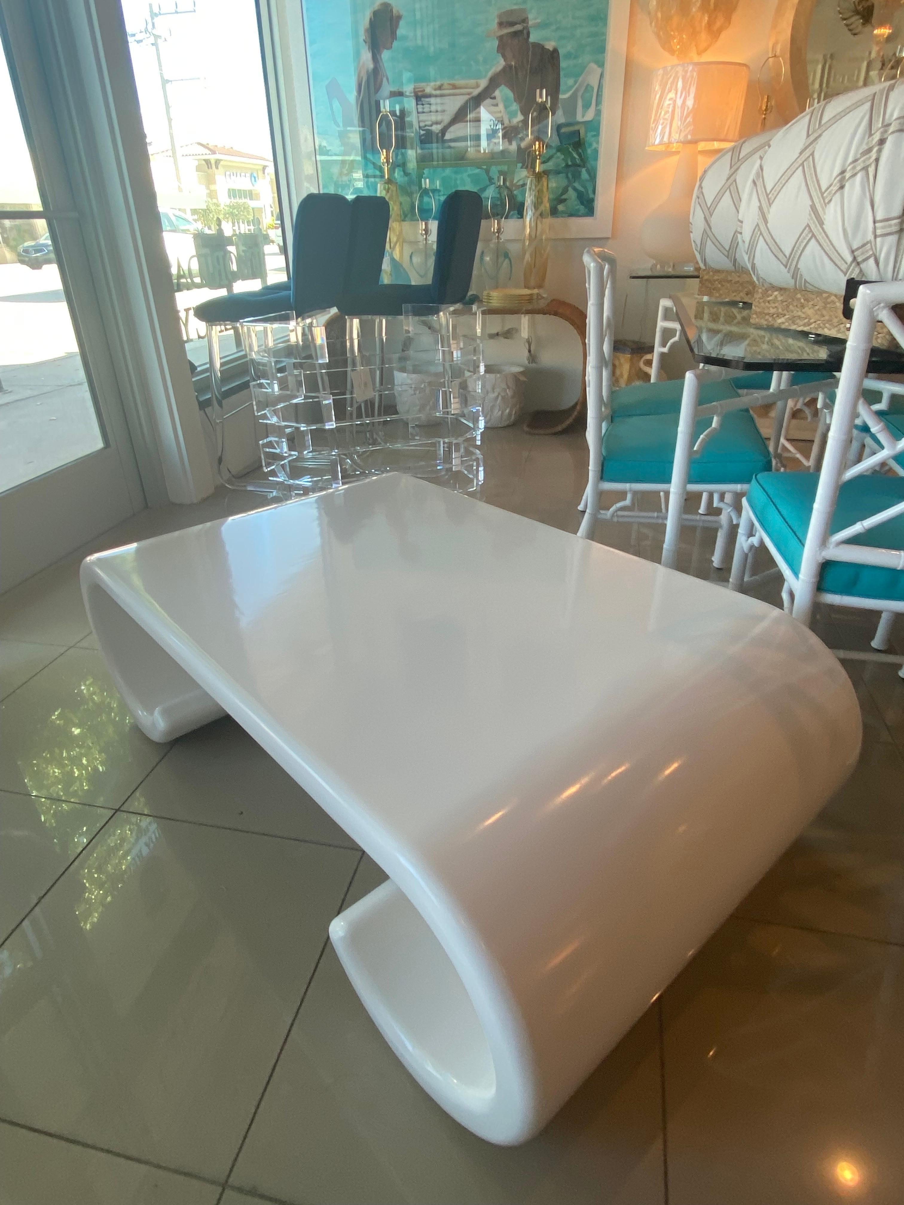 Composition Vintage Newly Lacquered Ming Scroll Coffee Cocktail Table Karl Springer Style