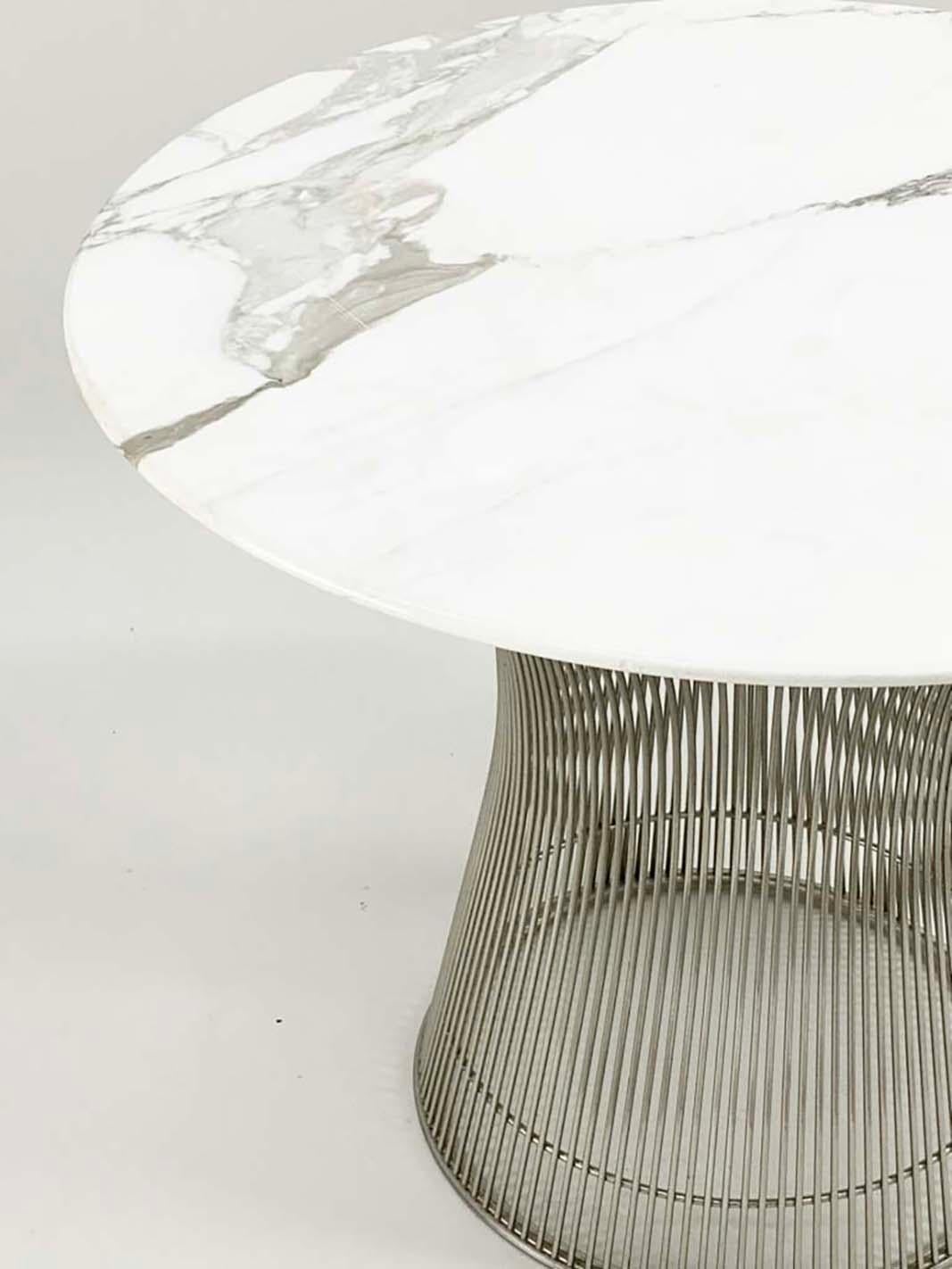 Table d'appoint vintage en nickel et marbre conçue par Warren Platner pour Knoll Bon état - En vente à Minneapolis, MN