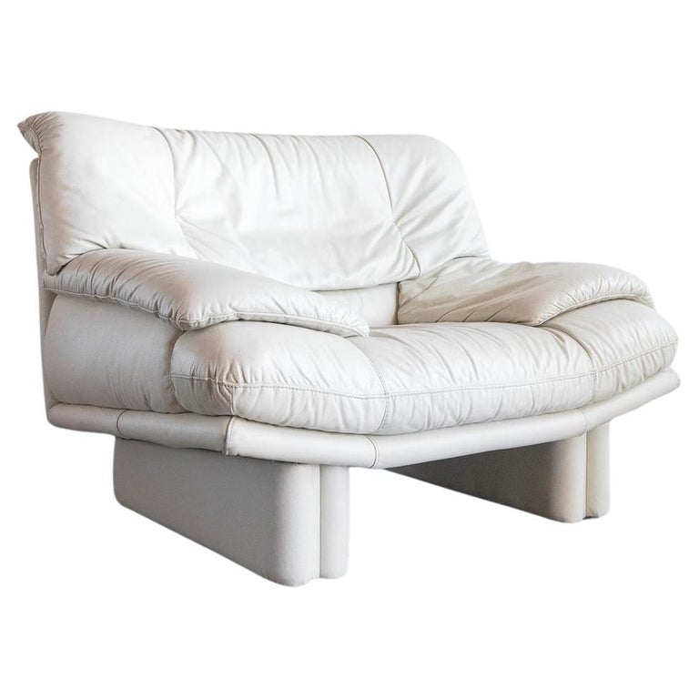 Vintage Nicoletti Salotti Italian Leather Chair in Gorgeous Cream circa 1970