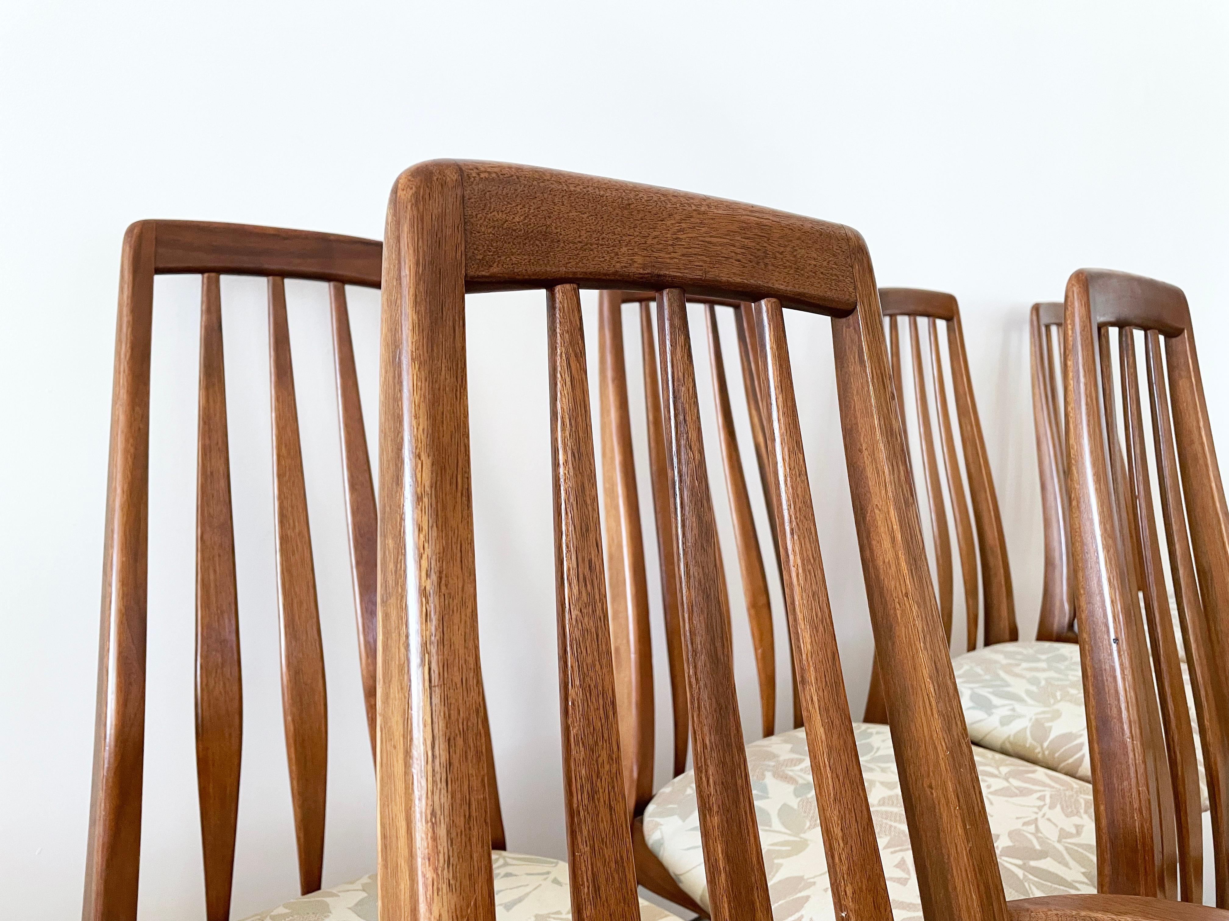 Sedie da pranzo in teak vintage di Niels Koefoed, set di 8, da rivestire su misura in vendita 2