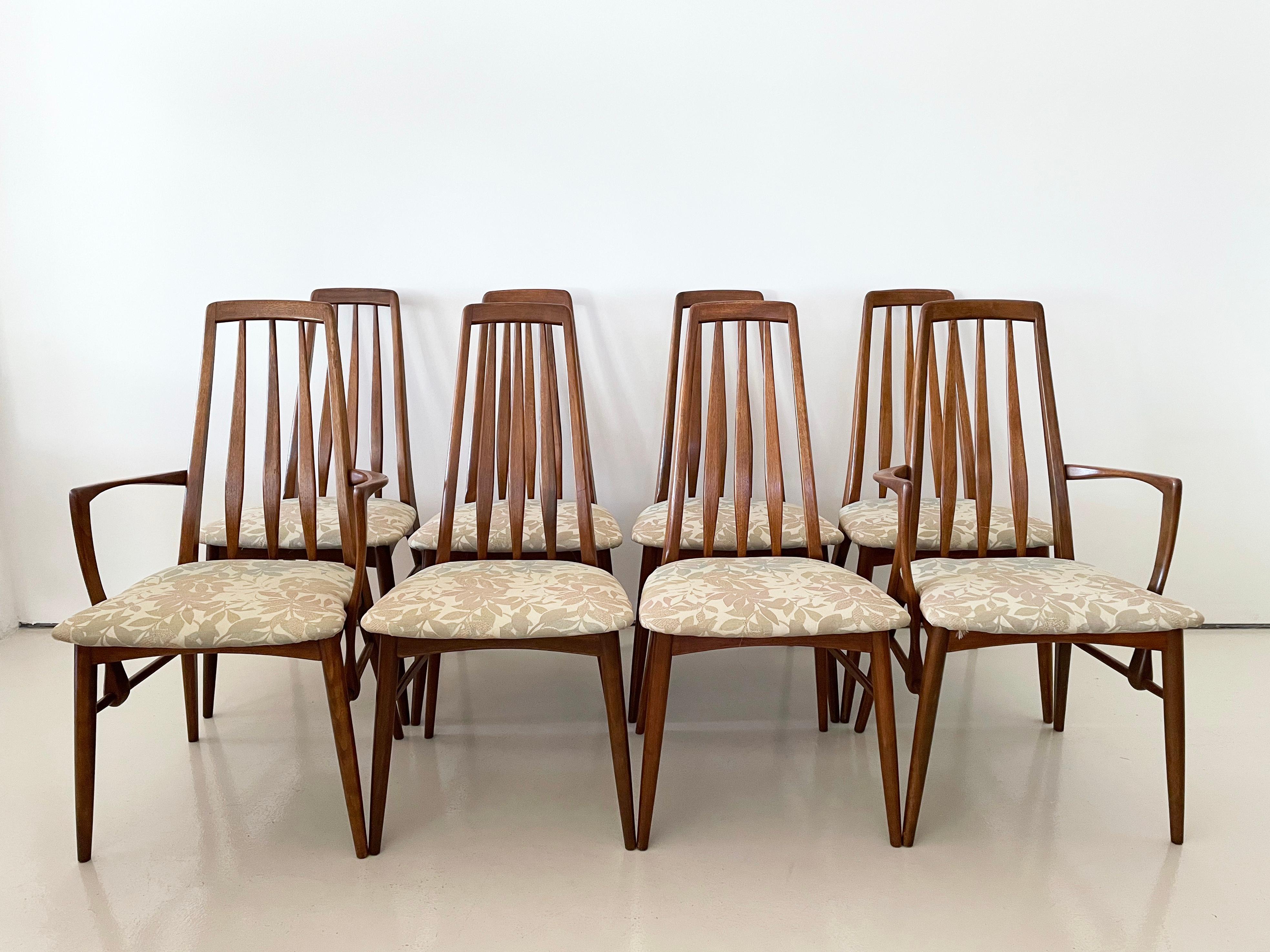 Mid-Century moderno Sedie da pranzo in teak vintage di Niels Koefoed, set di 8, da rivestire su misura in vendita