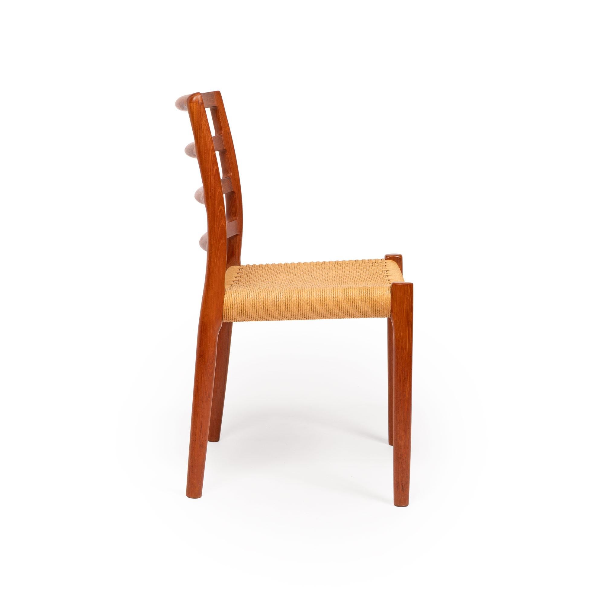 XX secolo Sedie da pranzo in teak d'epoca Niels Otto Møller Model 85 in papercord danese in vendita