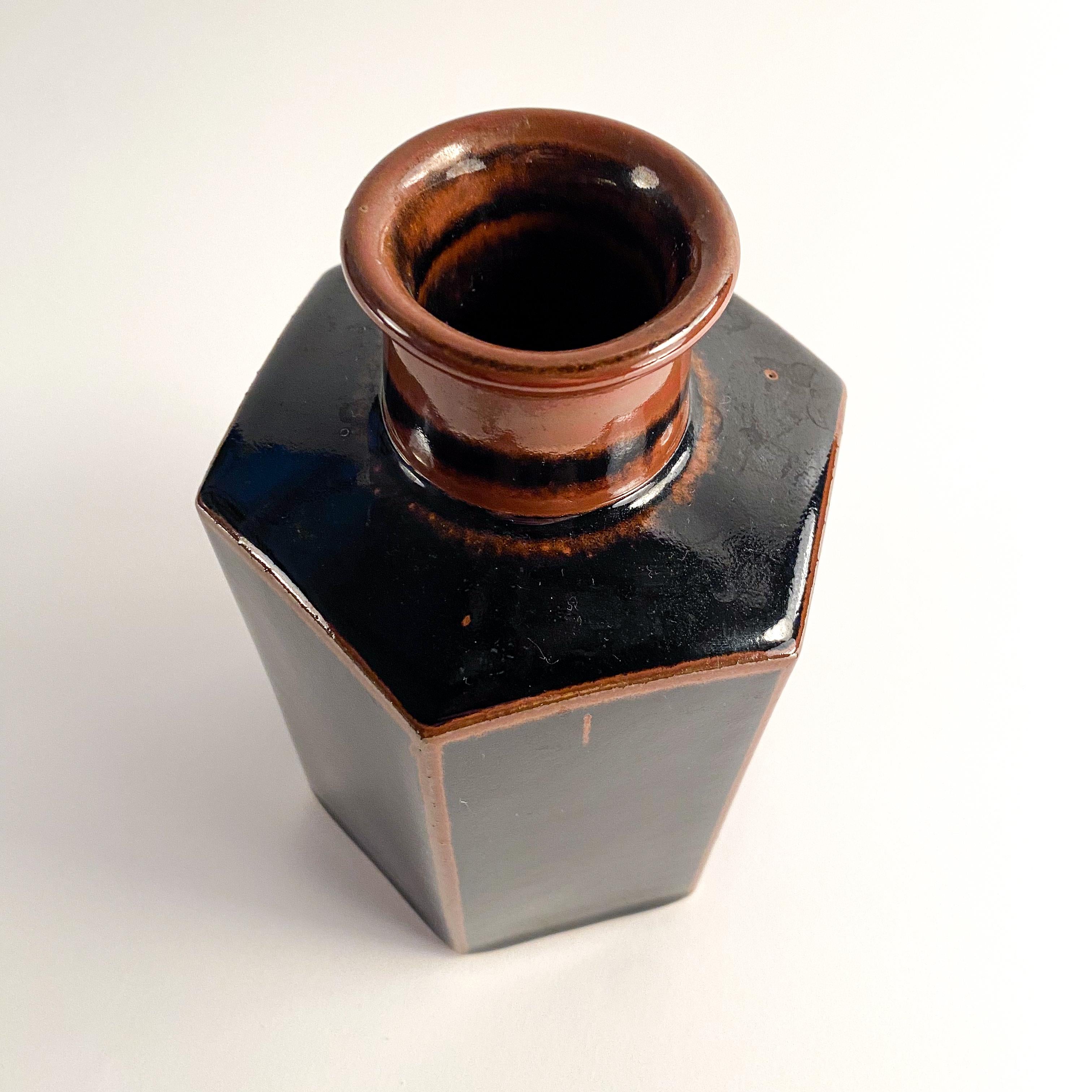 Japanese Vintage Niels Refsgaard Black Hexagon Stoneware Vase for Dansk For Sale